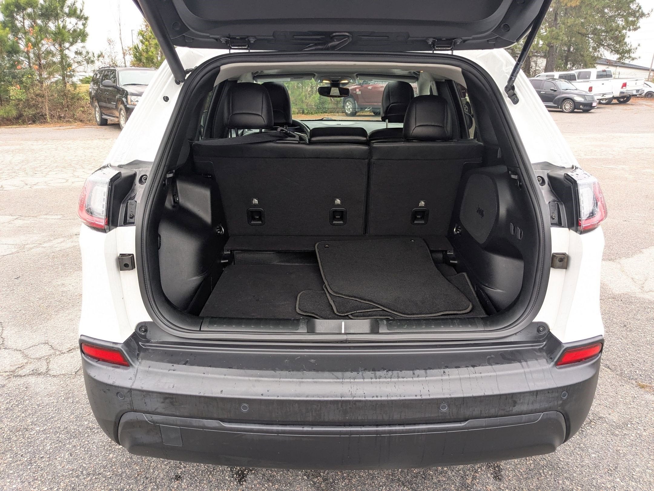 2023 Jeep Cherokee Altitude Lux 4x4