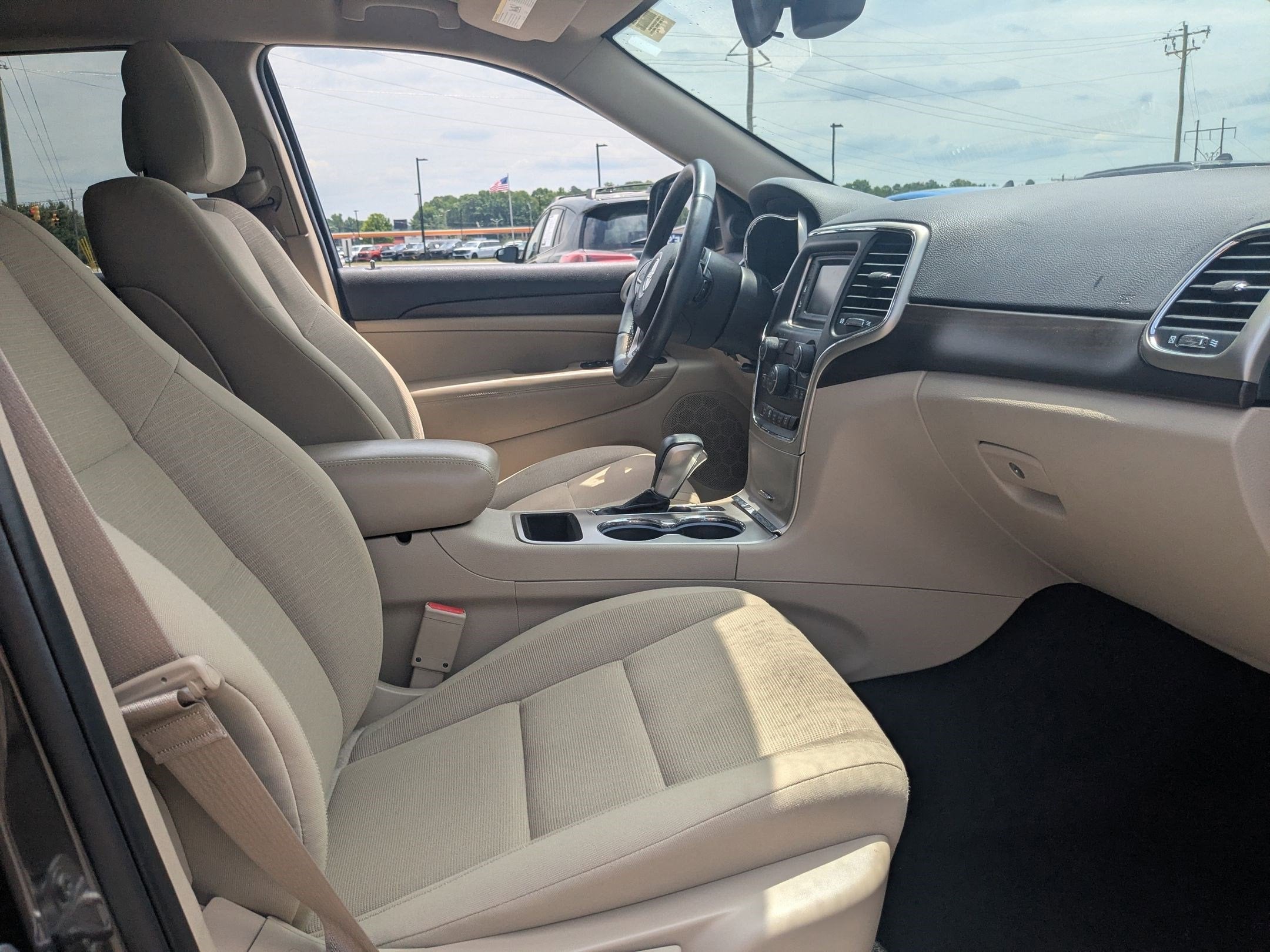 2017 Jeep Grand Cherokee Laredo