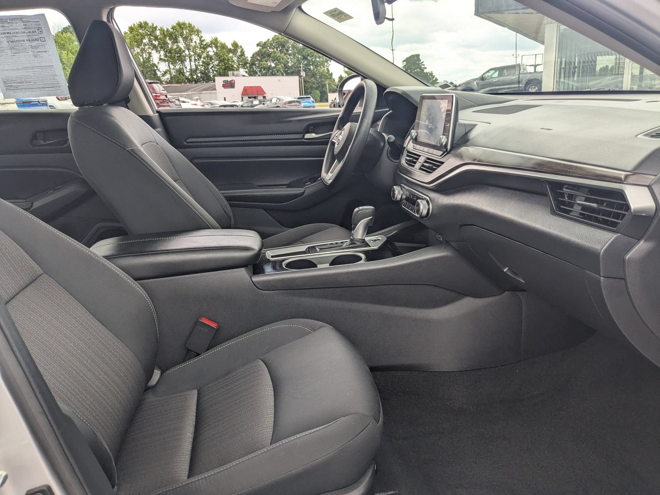 2024 Nissan Altima SV FWD