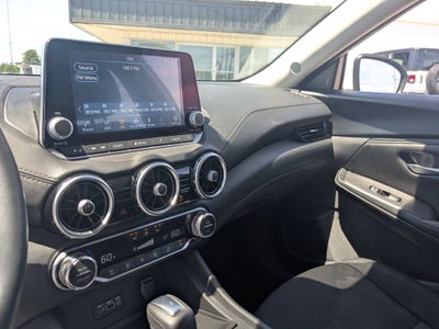 2023 Nissan Sentra SV Xtronic CVT