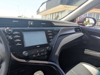 2020 Toyota Camry SE