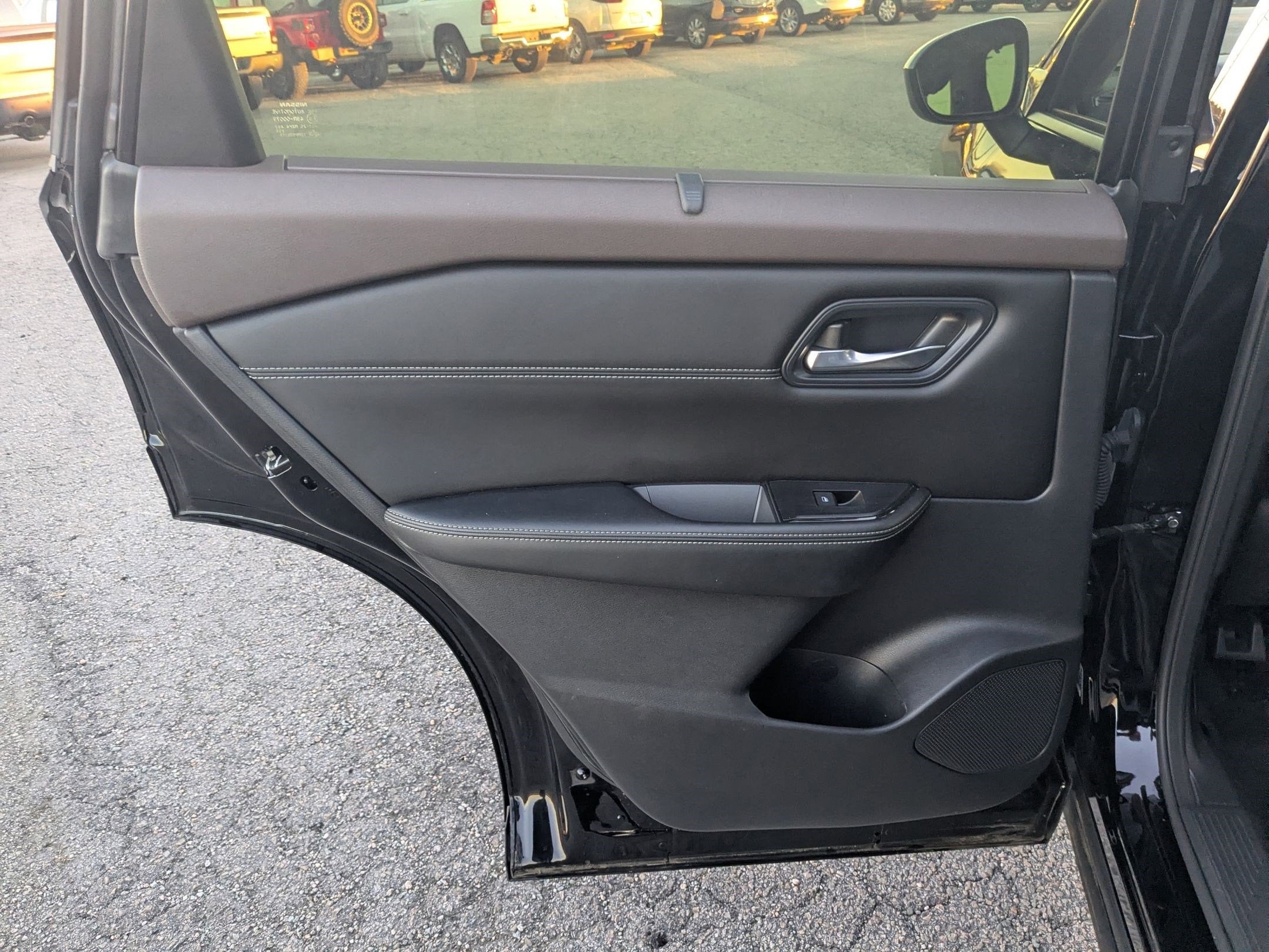 2023 Nissan Rogue SV FWD