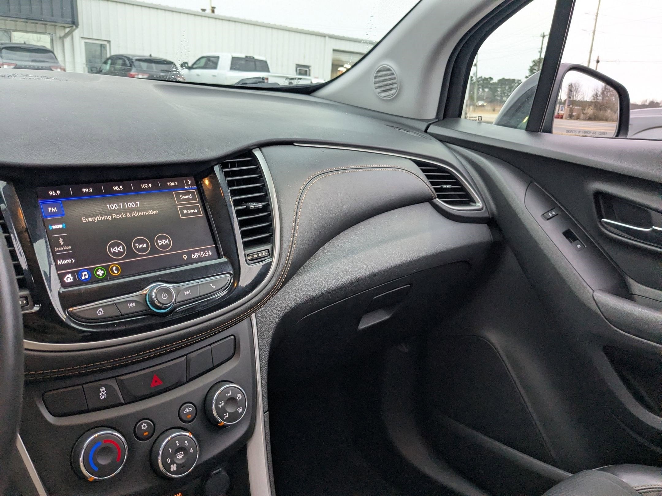 2022 Chevrolet Trax AWD LT