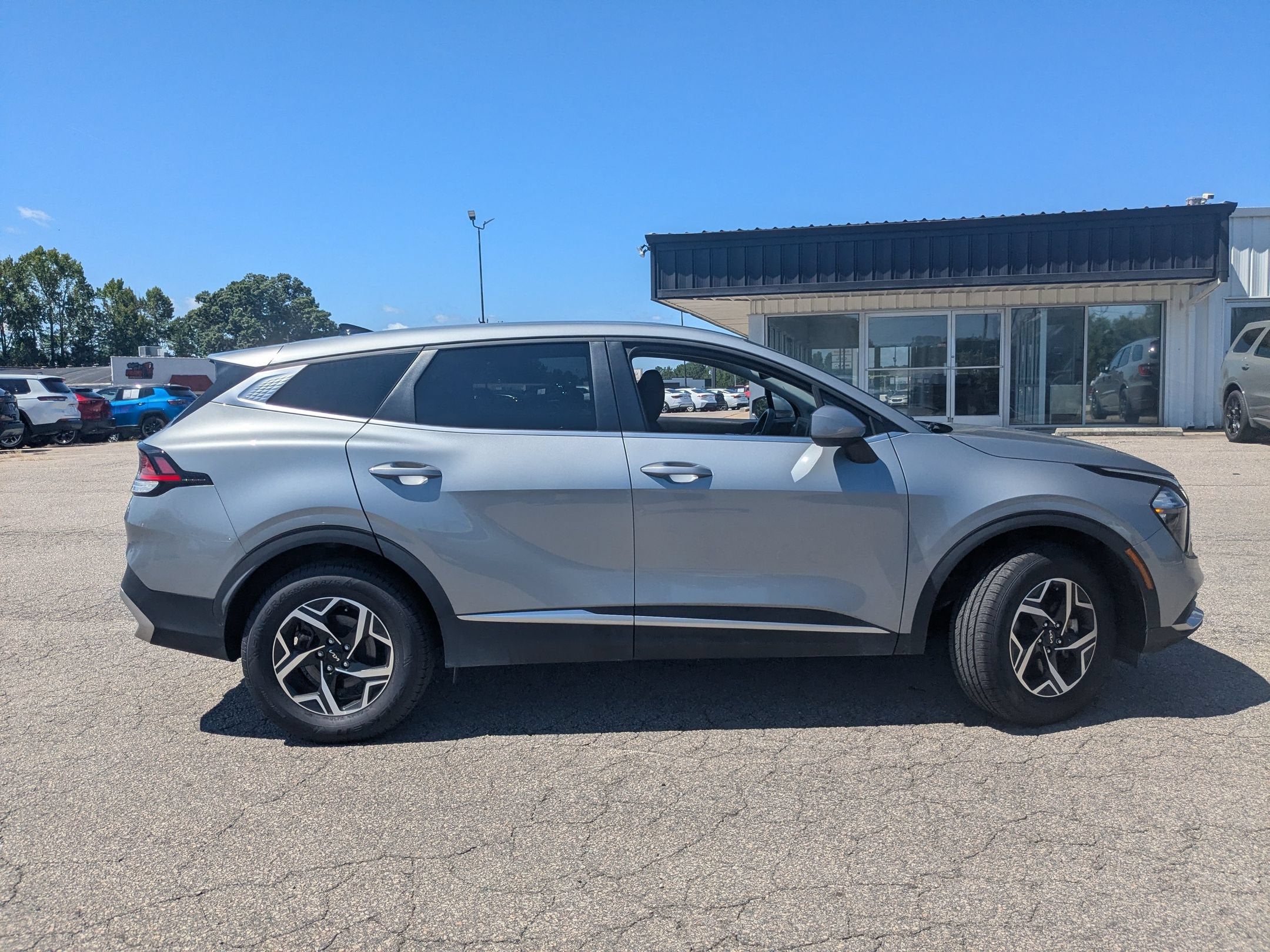 2023 Kia Sportage LX
