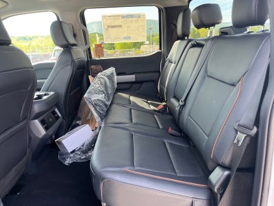 2026 Ford Super Duty F-450 DRW LARIAT