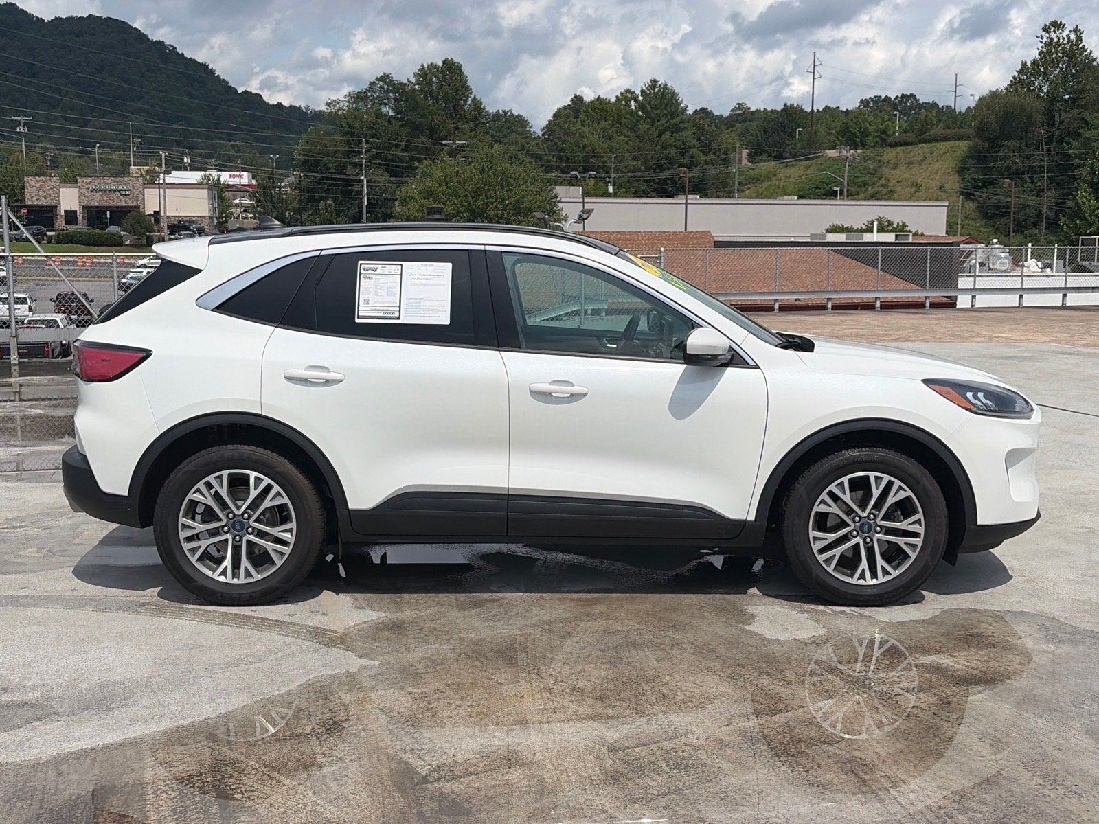 2022 Ford Escape SEL