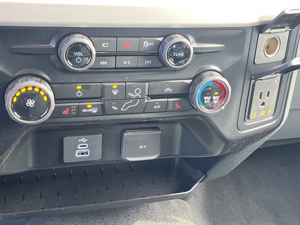 2026 Ford Super Duty F-250 SRW XLT