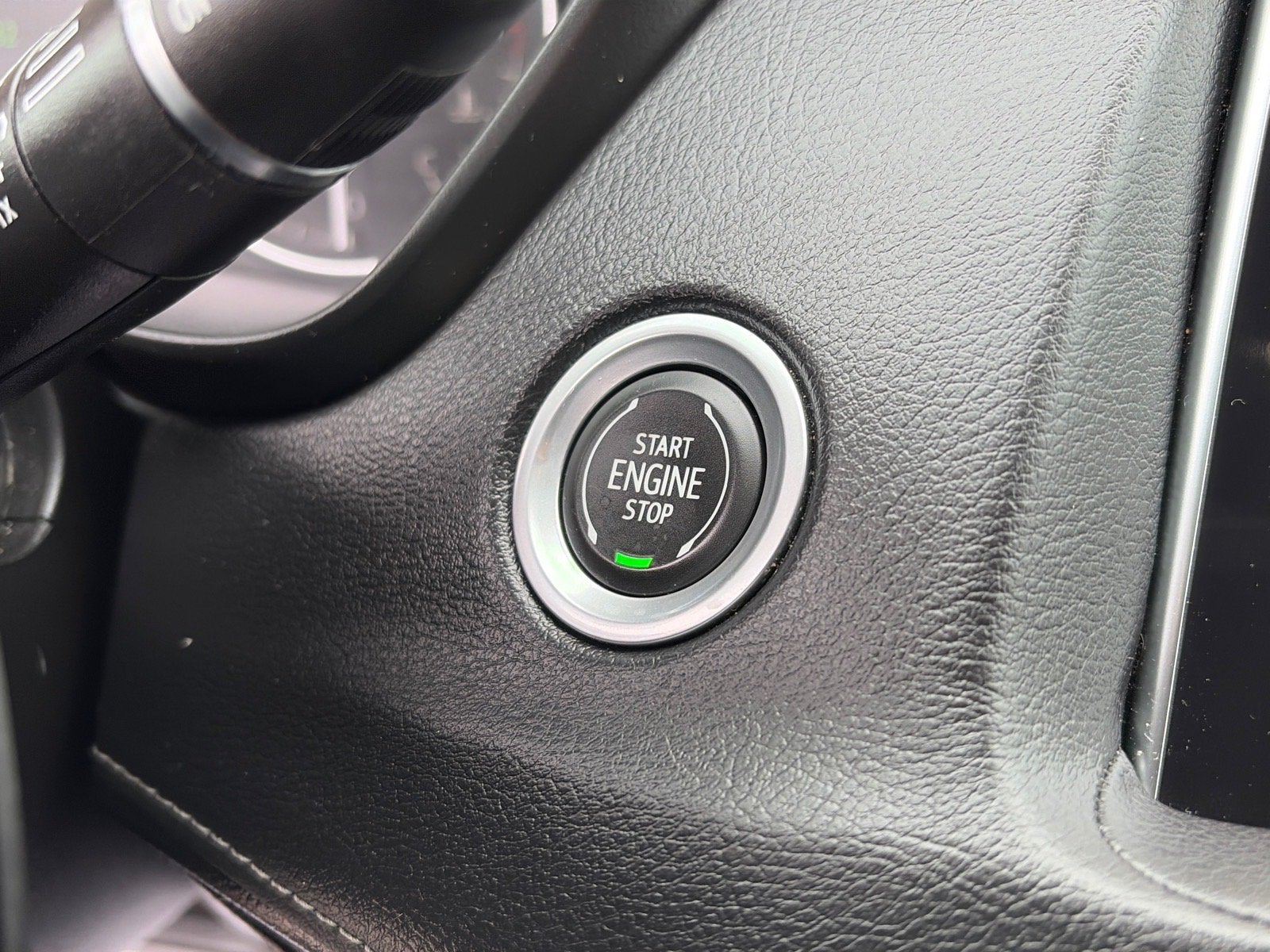 2023 Cadillac XT4 AWD Luxury