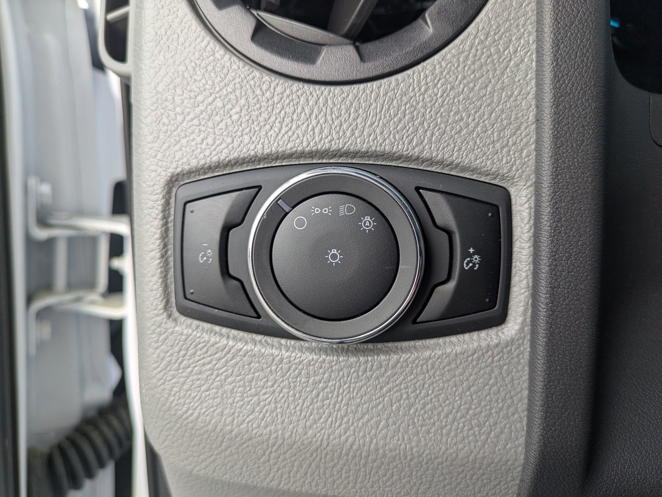 2025 Ford E-Series Cutaway E-350 DRW 176" WB