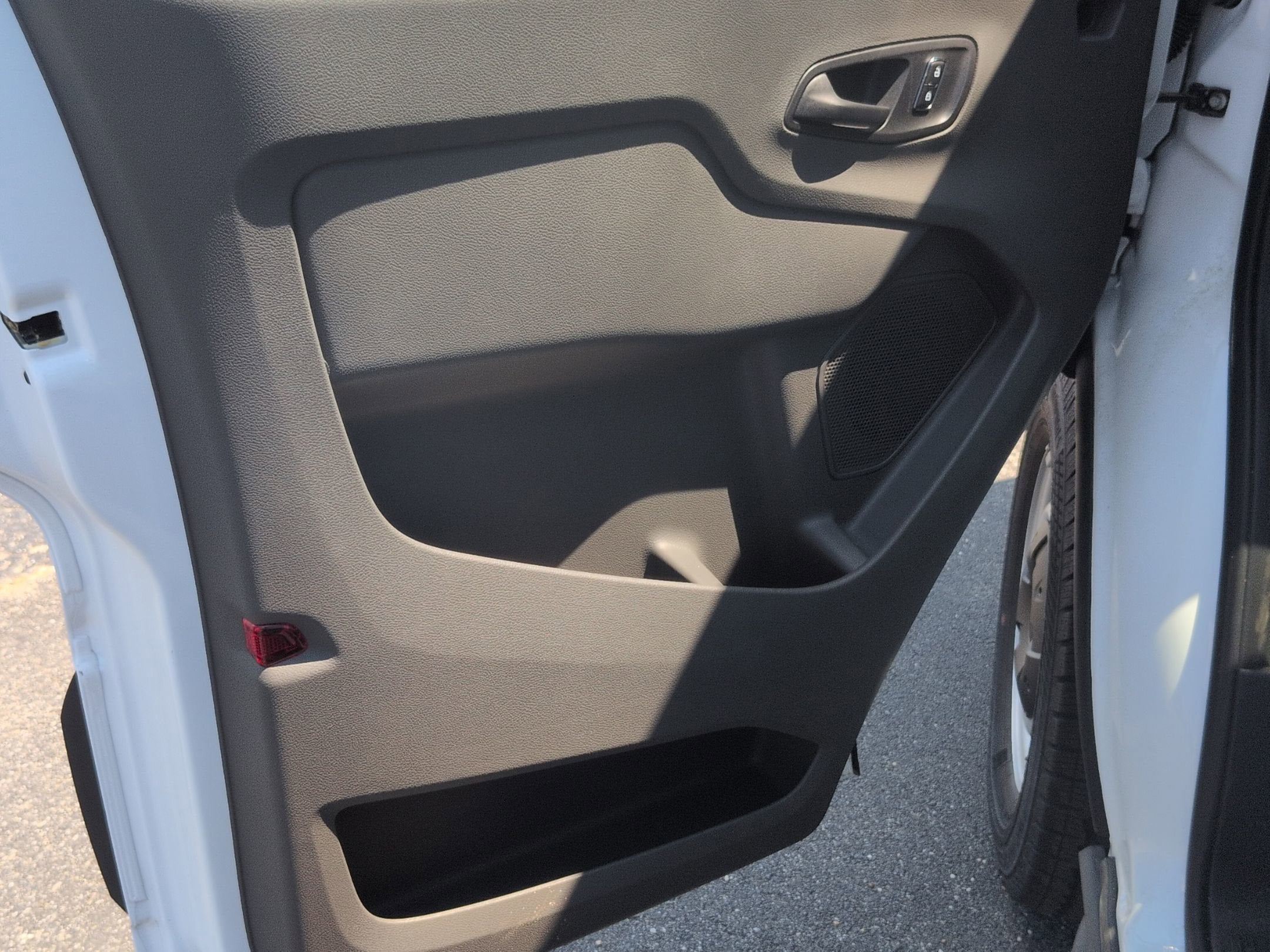2025 Ford Transit Cargo Van Base