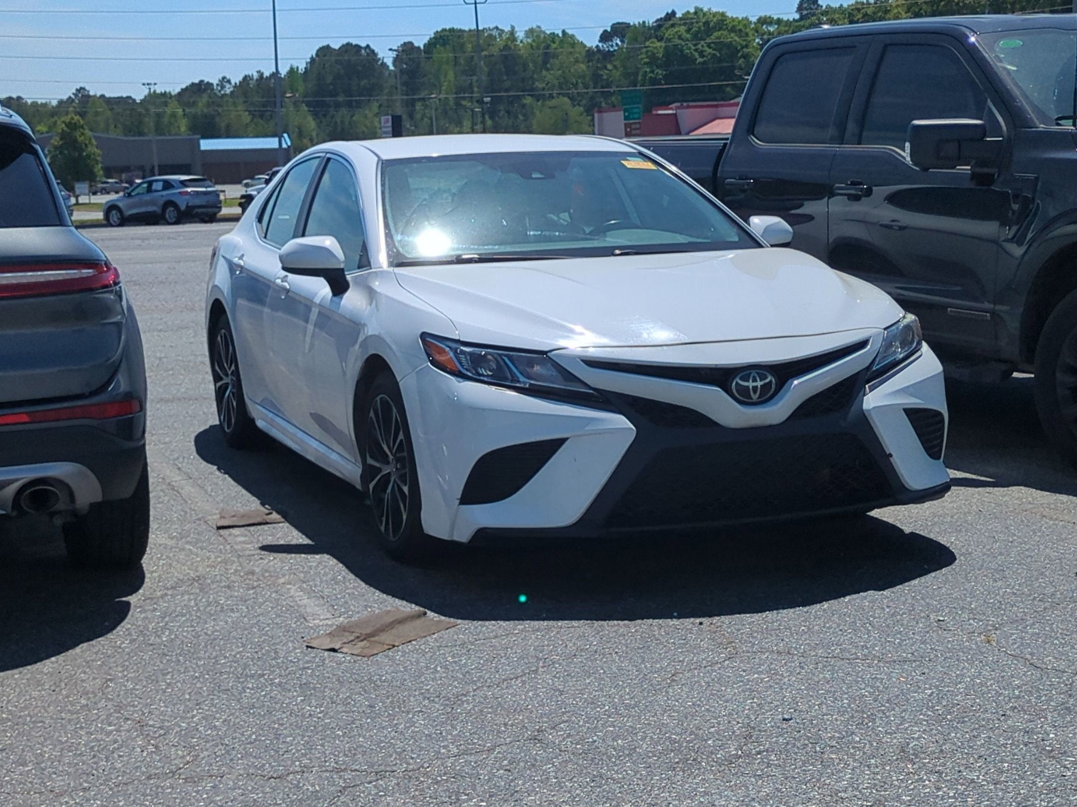 2019 Toyota Camry SE