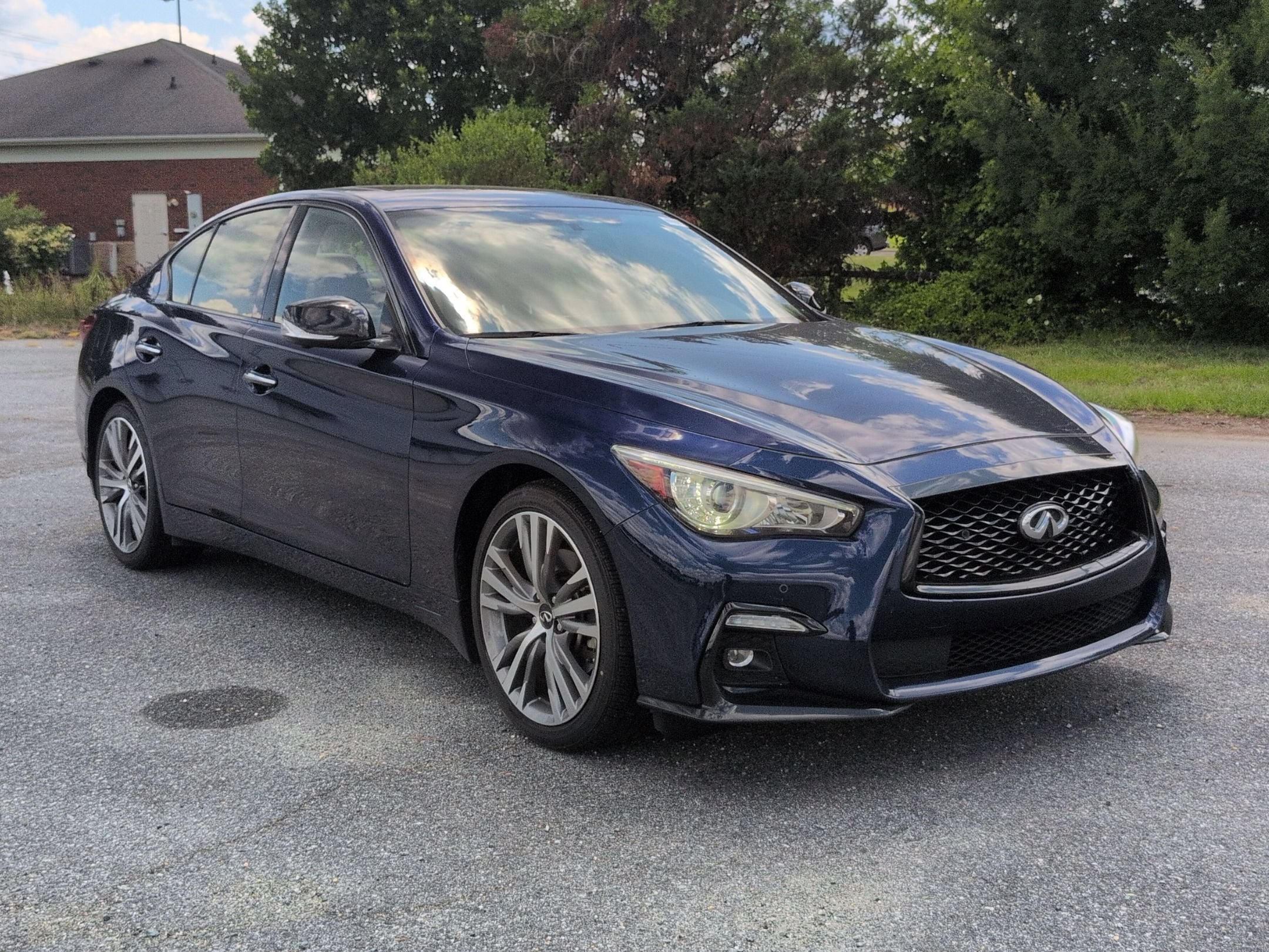 2023 INFINITI Q50 SENSORY