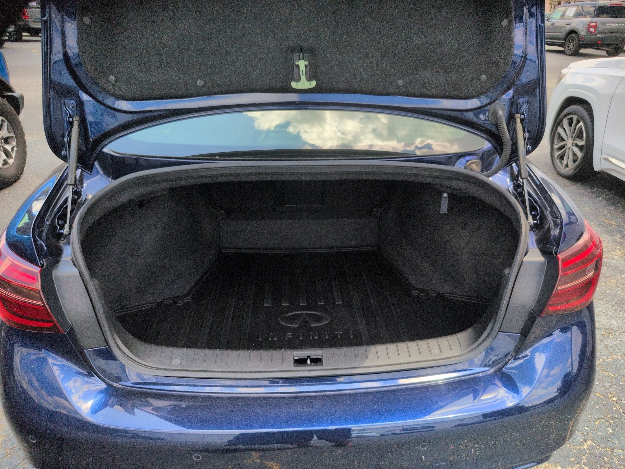 2023 INFINITI Q50 SENSORY