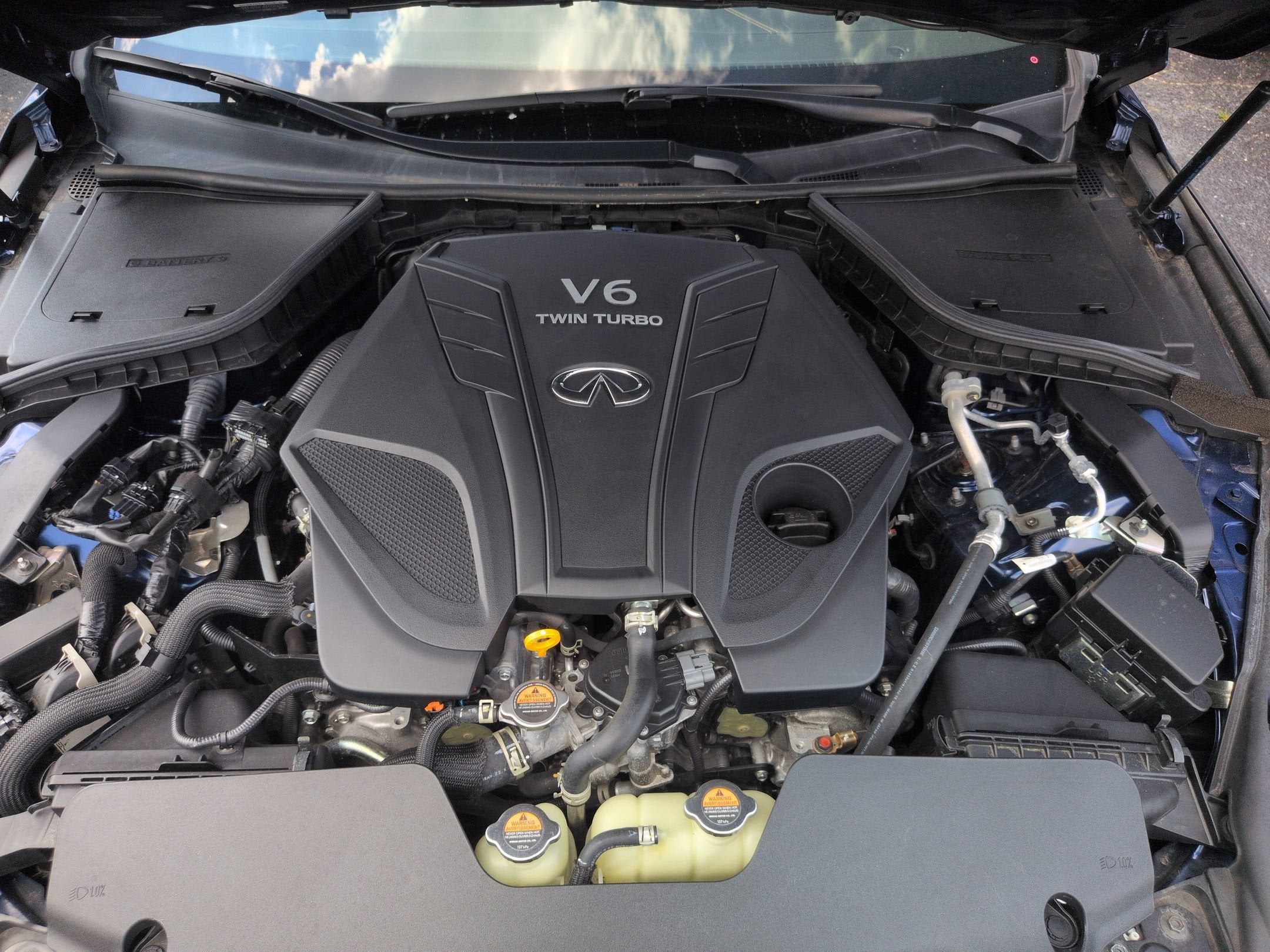 2023 INFINITI Q50 SENSORY