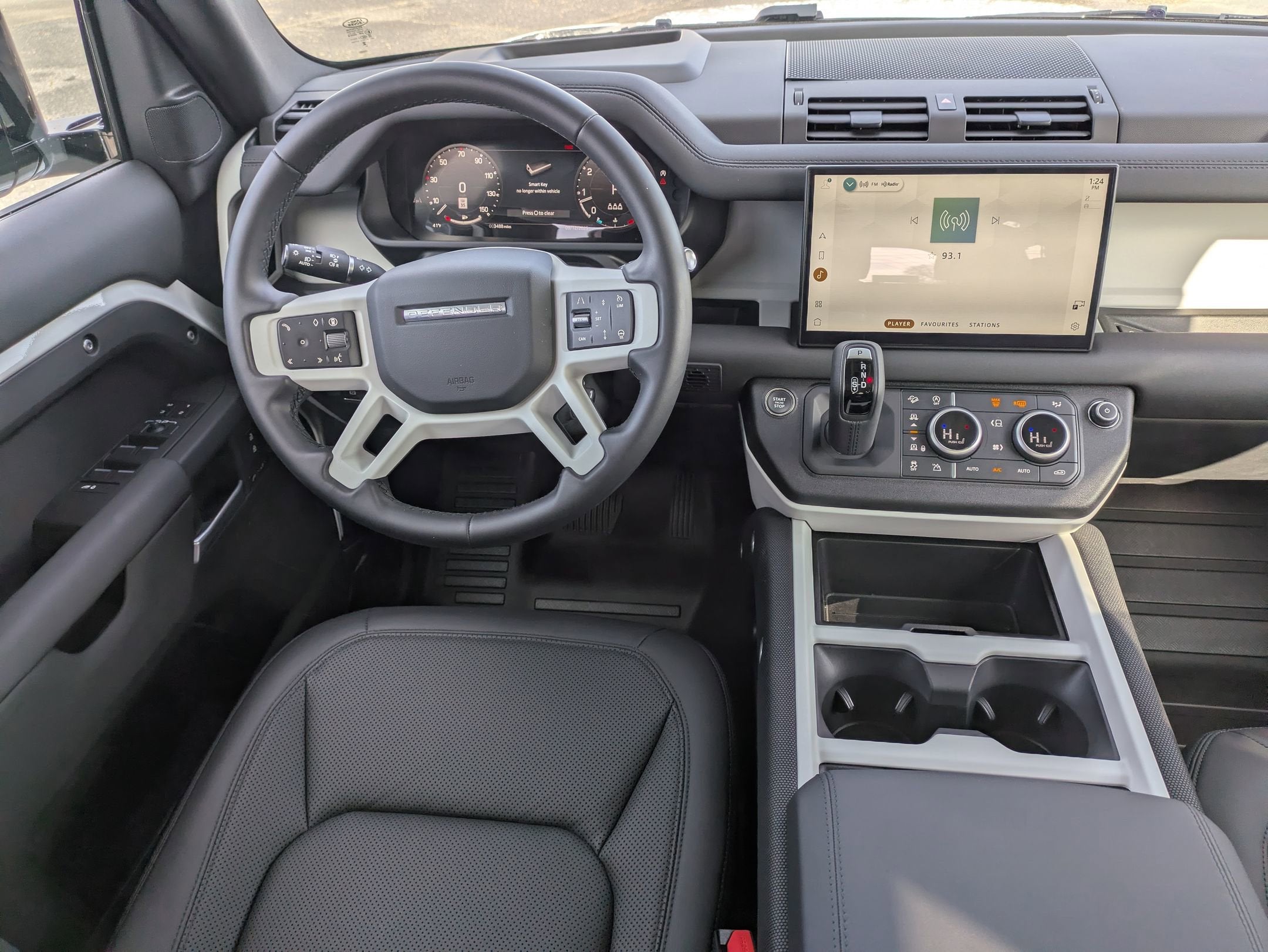 2025 Land Rover Defender S