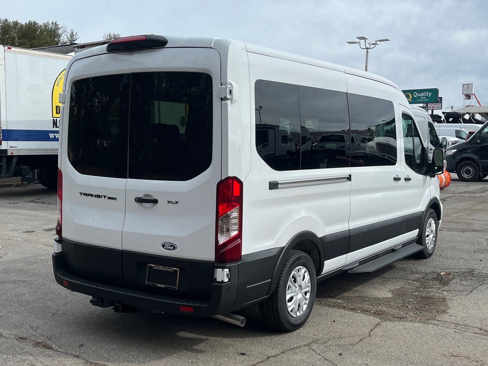 2026 Ford Transit Passenger Wagon 350 XLT