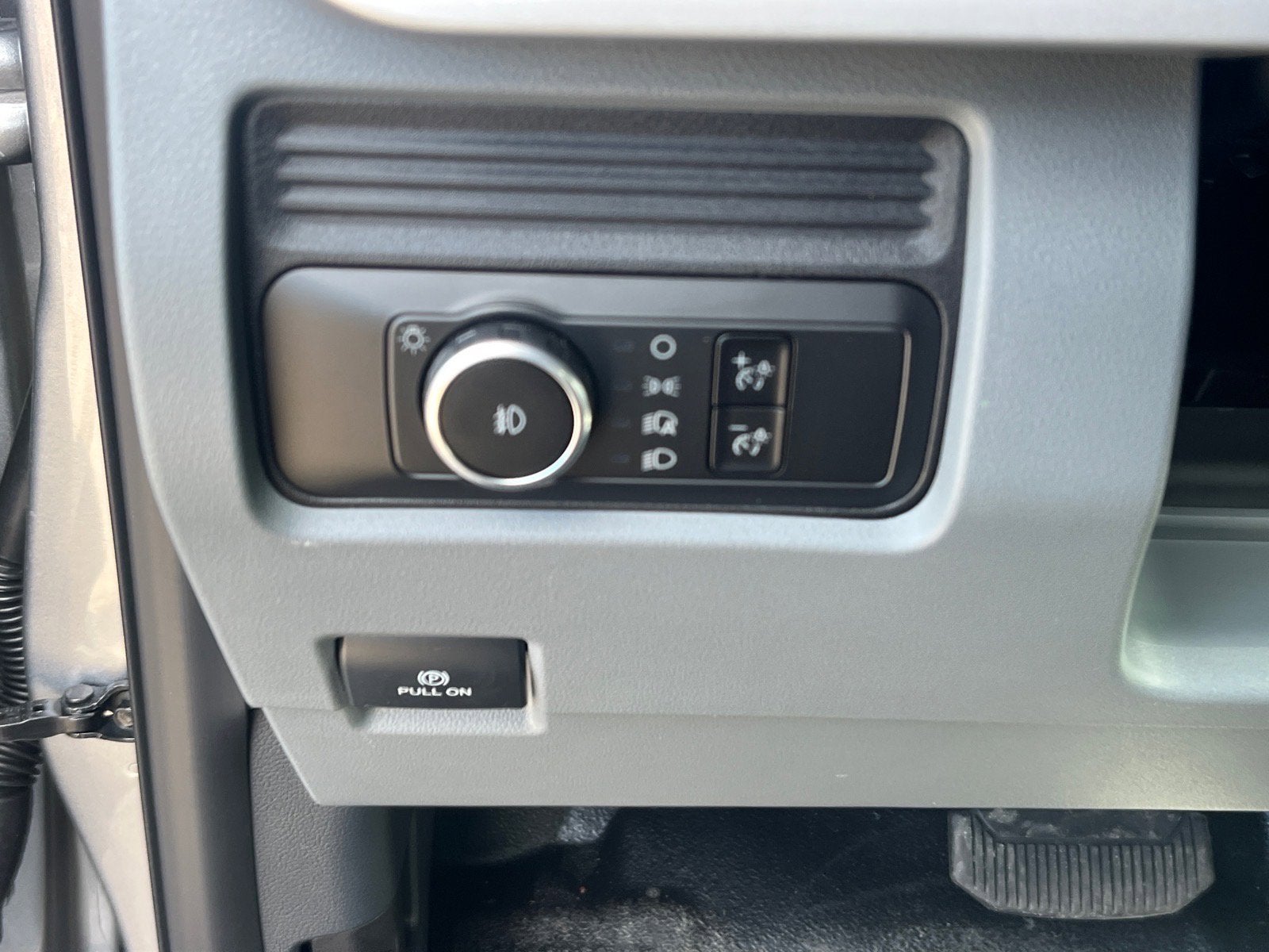 2026 Ford Super Duty F-550 DRW XL DRW