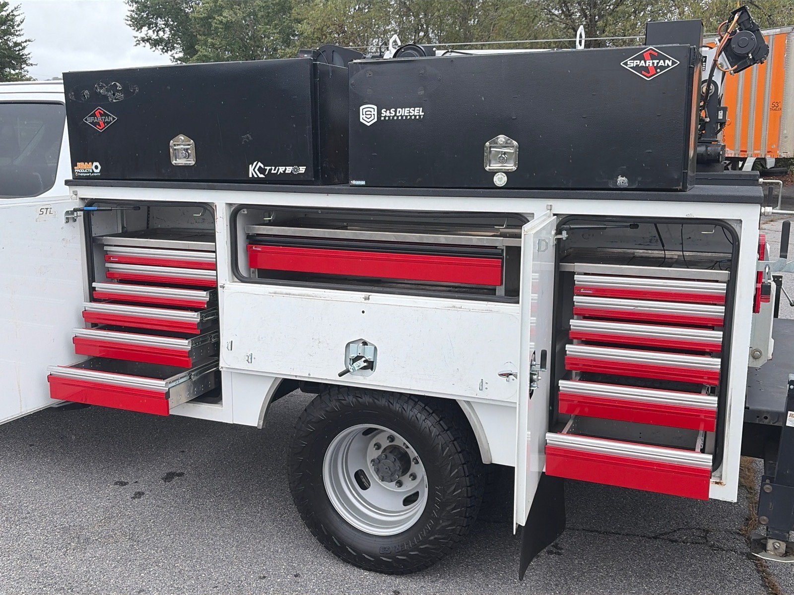 2024 Ford Super Duty F-350 DRW XL