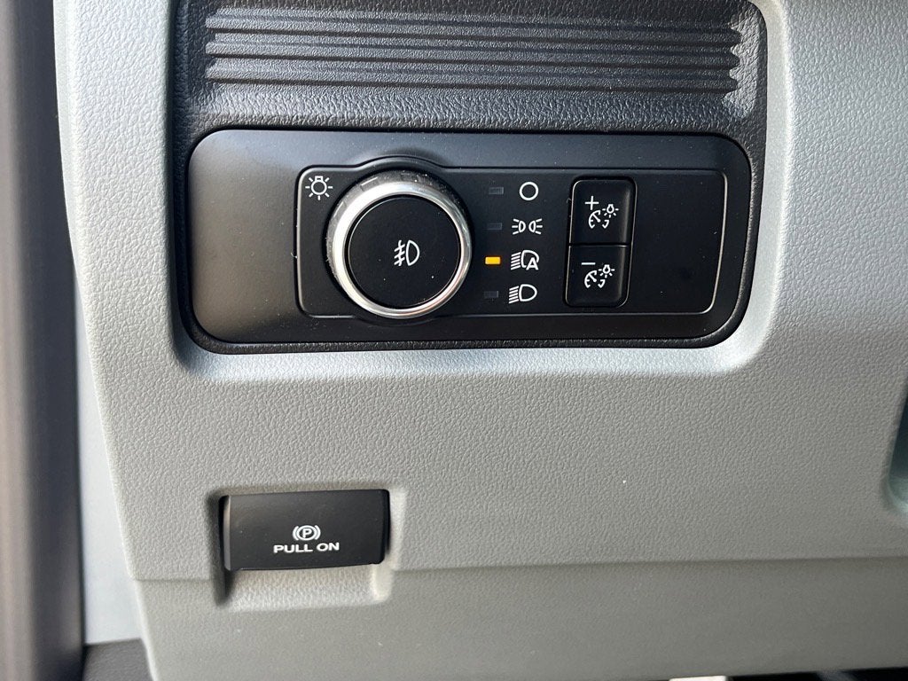 2025 Ford Super Duty F-350 DRW XL