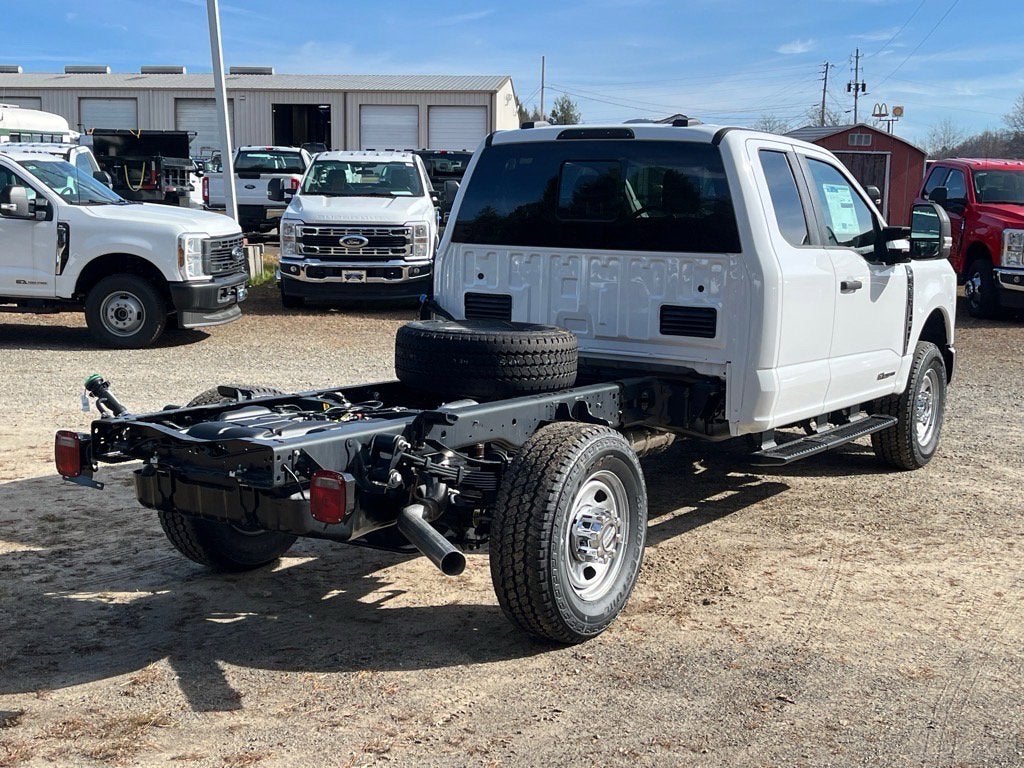 2026 Ford Super Duty F-350 SRW XL