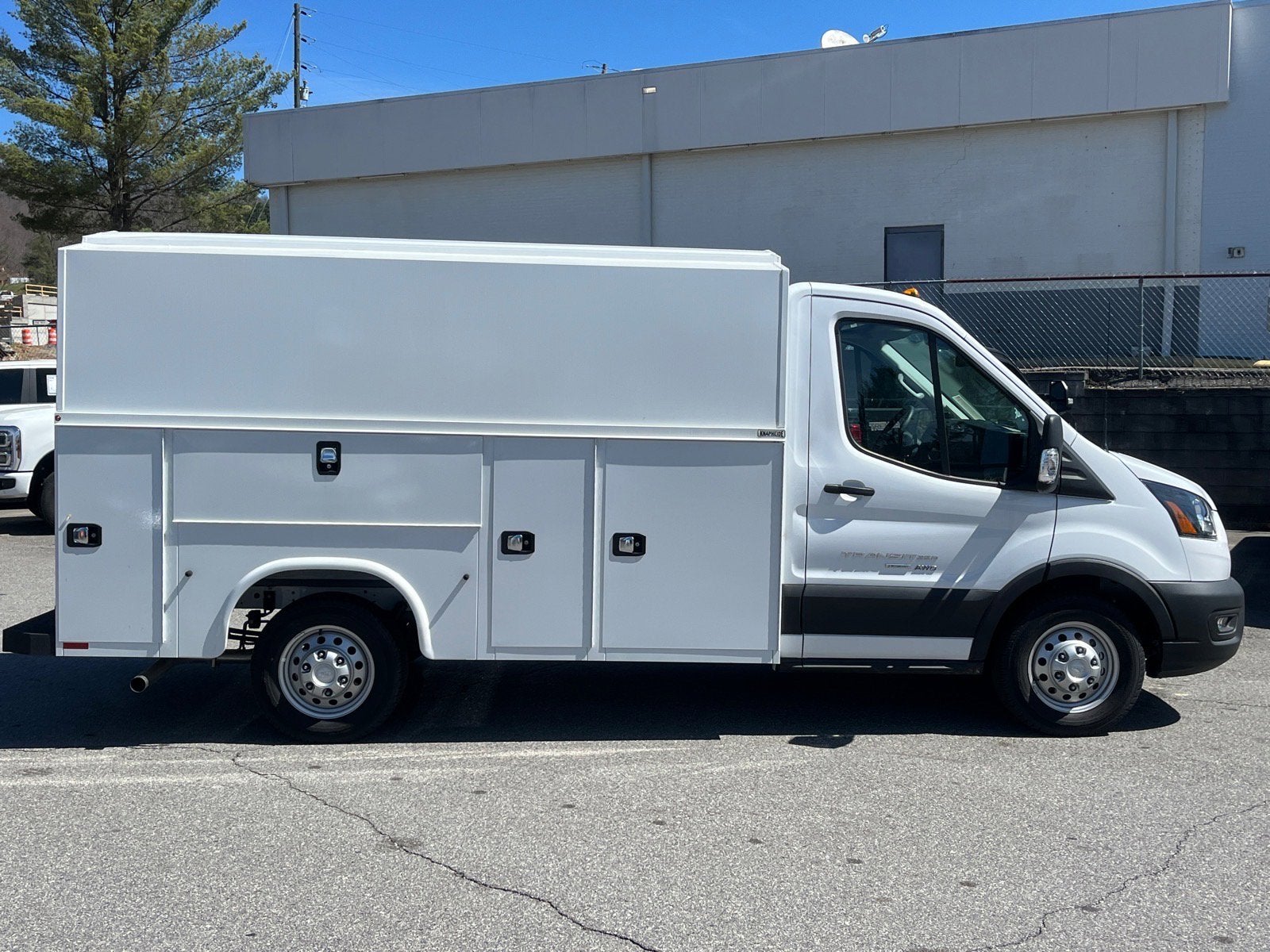 2024 Ford Transit Cutaway 350