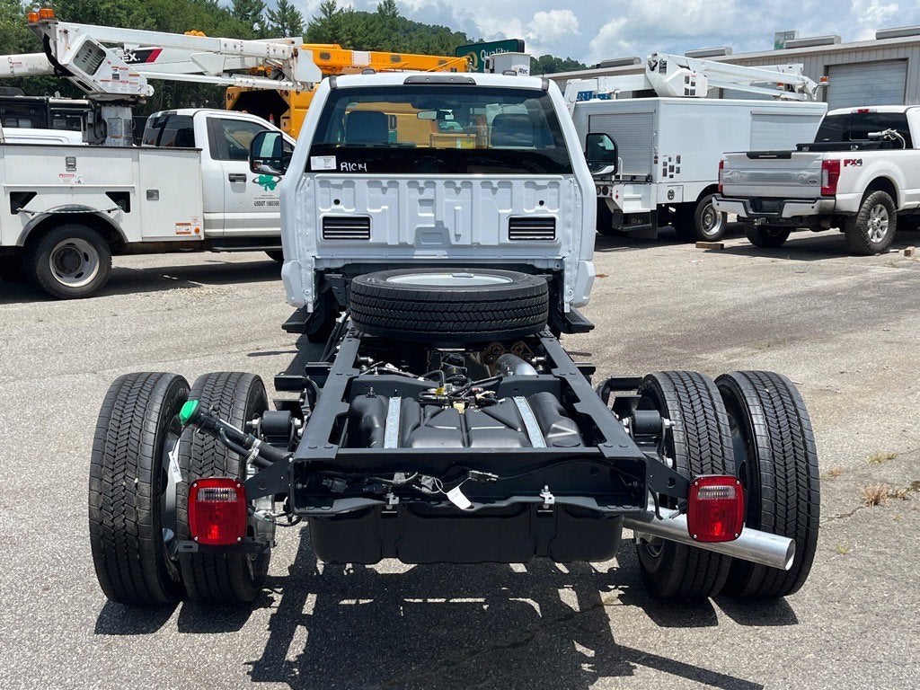 2025 Ford Super Duty F-550 DRW XL DRW