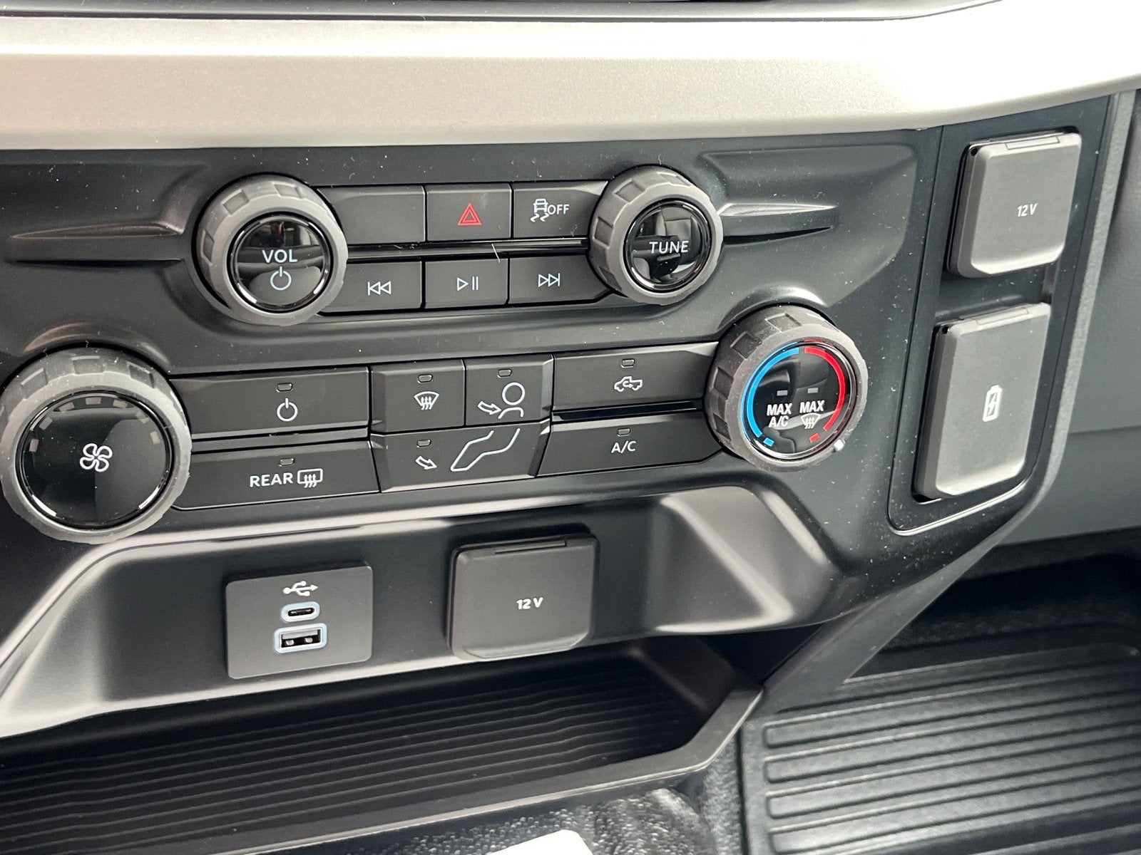 2026 Ford Super Duty F-550 DRW XL DRW