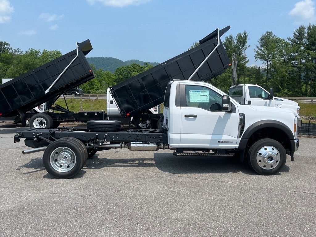 2025 Ford Super Duty F-550 DRW XLT DRW