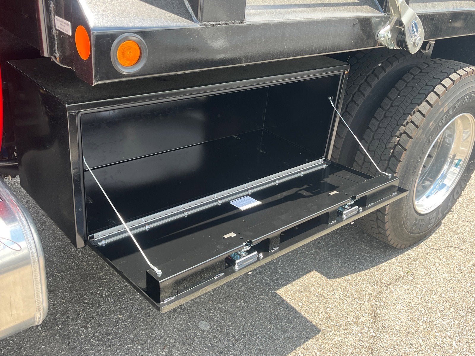 2026 Ford F-750SD Base