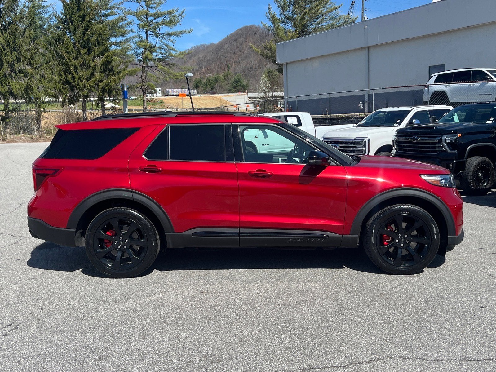 2022 Ford Explorer ST