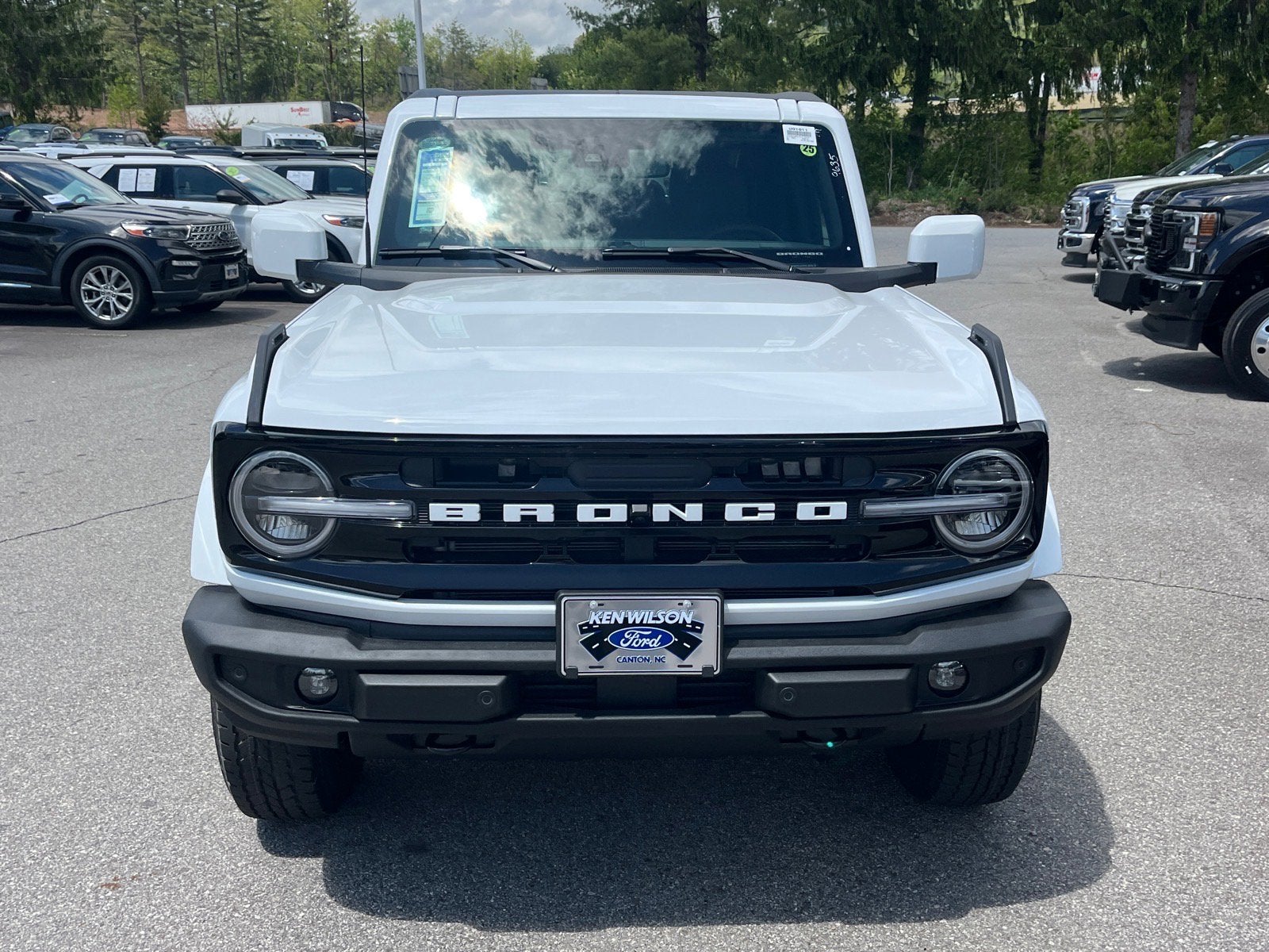 2026 Ford Bronco Outer Banks