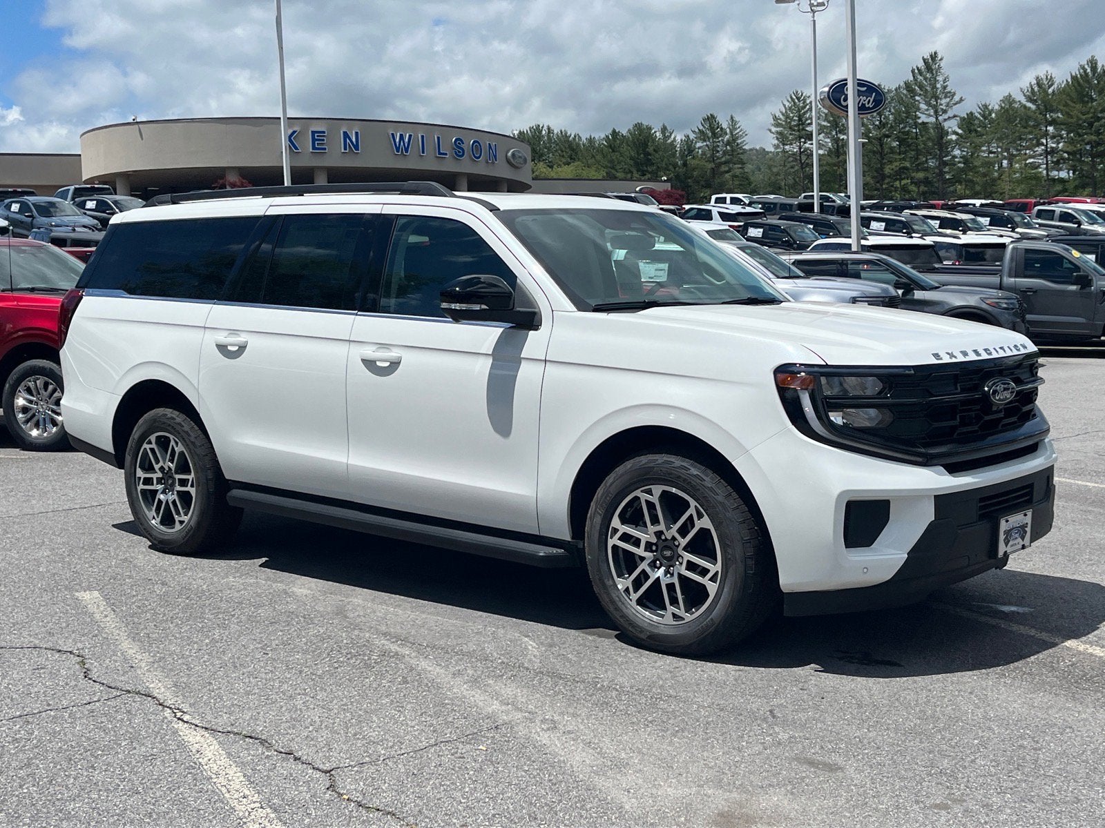 2026 Ford Expedition Max Active