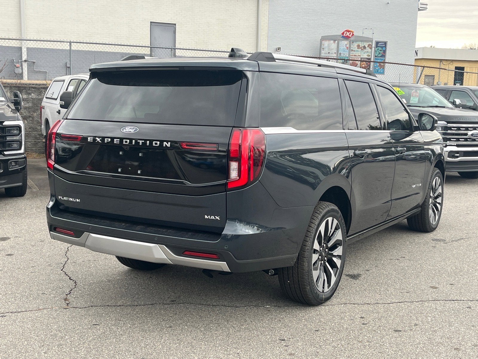 2025 Ford Expedition Max Platinum