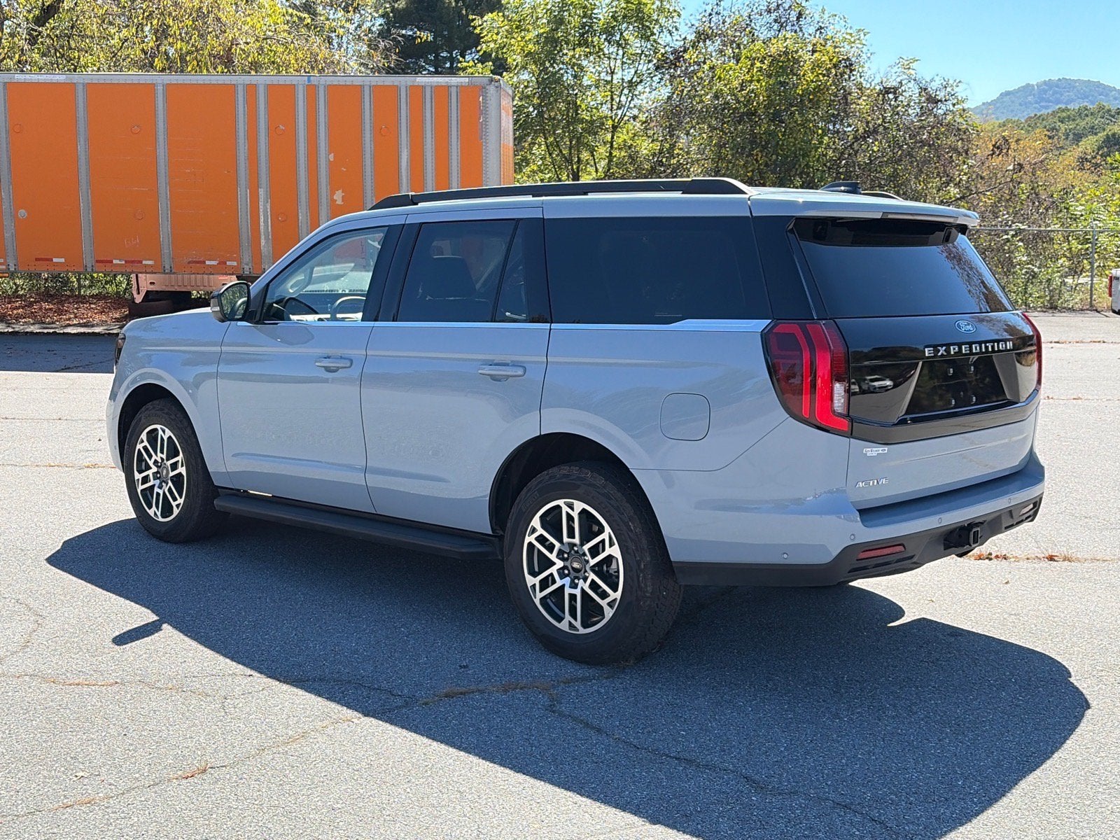 2025 Ford Expedition Active