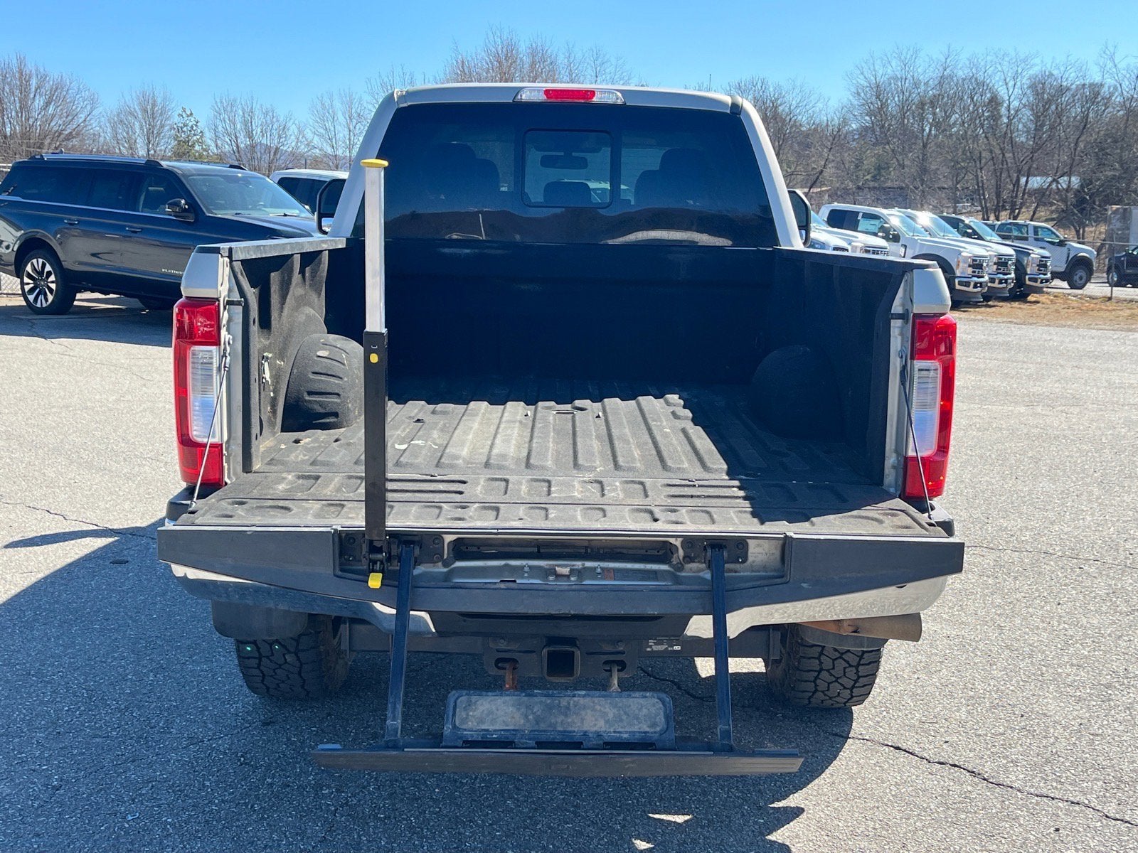 2017 Ford Super Duty F-250 SRW Lariat