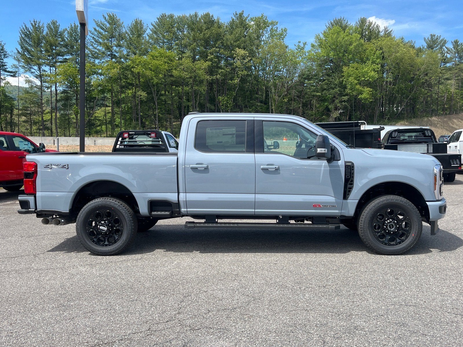 2026 Ford Super Duty F-250 SRW LARIAT