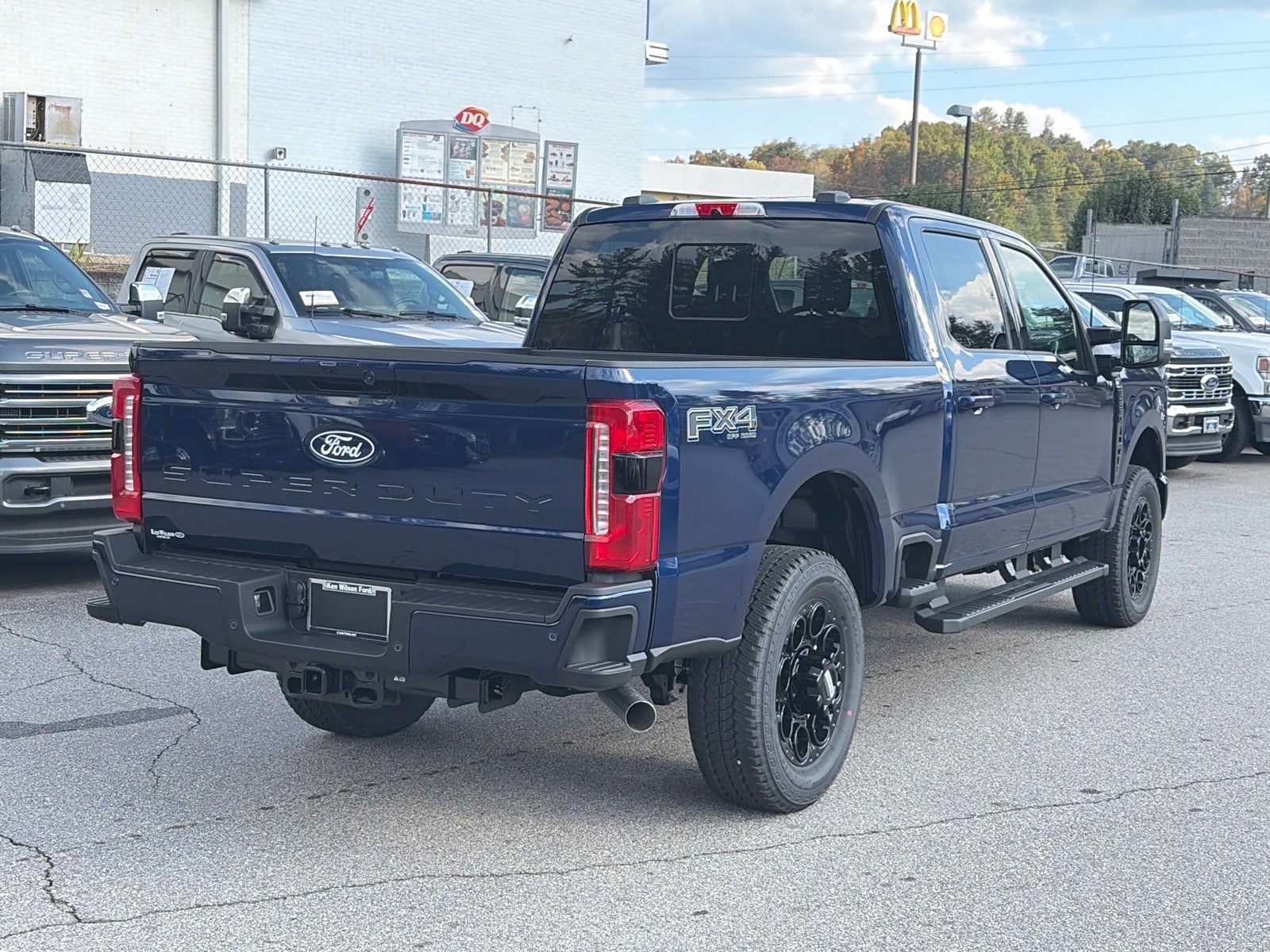 2027 Ford Super Duty F-250 SRW XLT