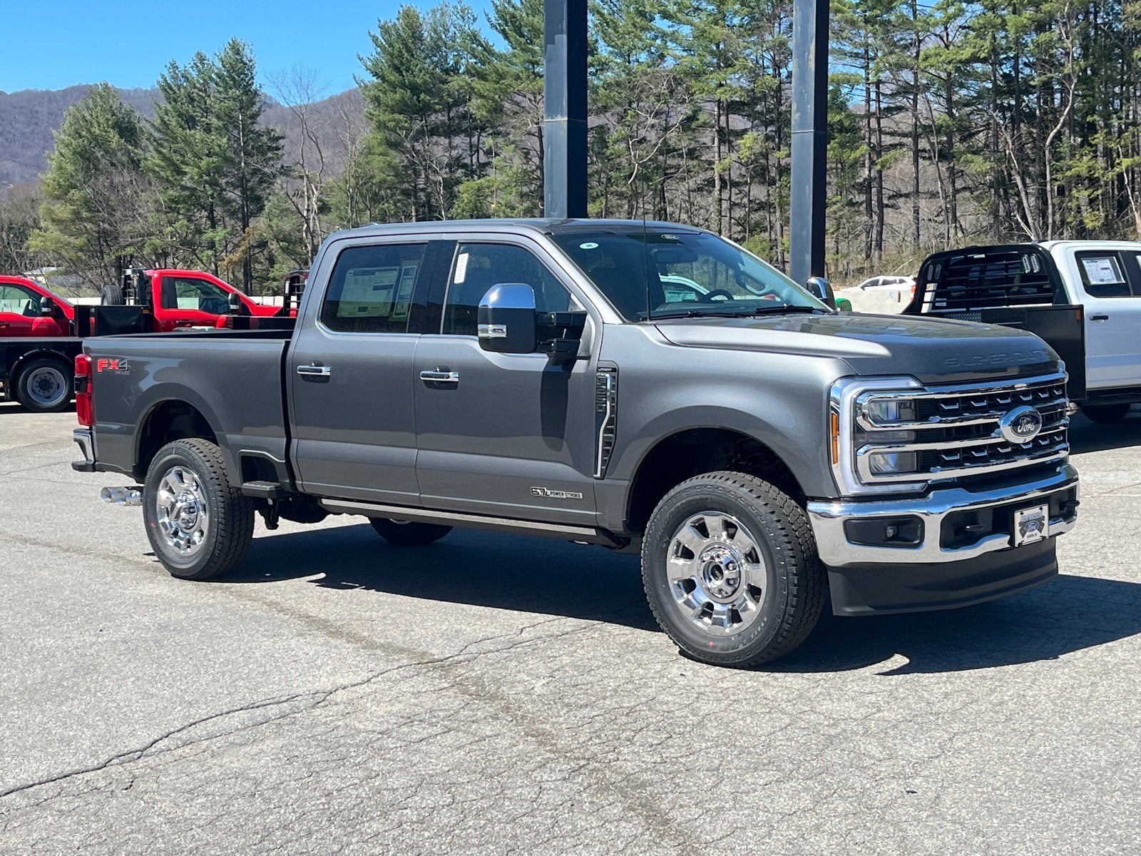2026 Ford Super Duty F-250 SRW LARIAT