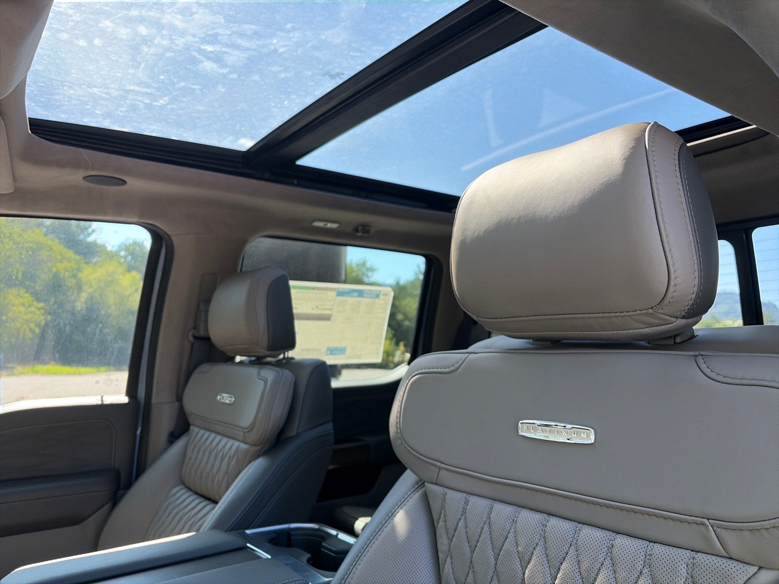2026 Ford Super Duty F-350 SRW Platinum