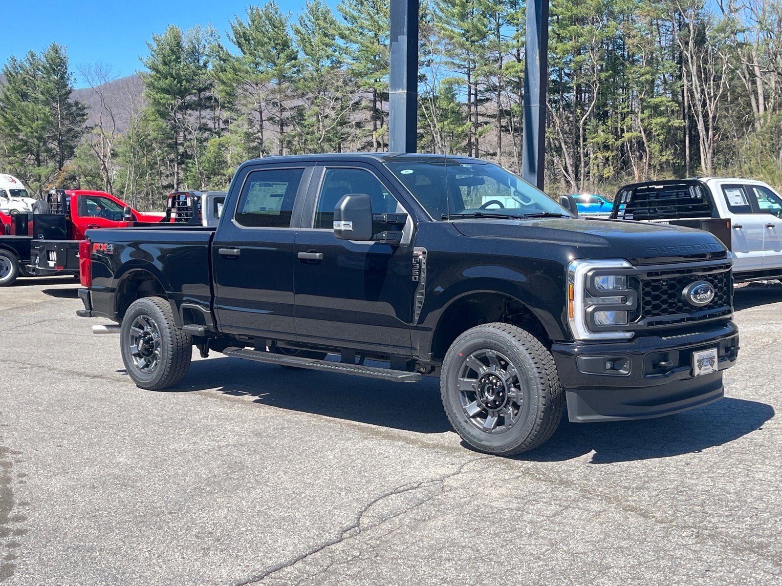 2026 Ford Super Duty F-350 SRW XL