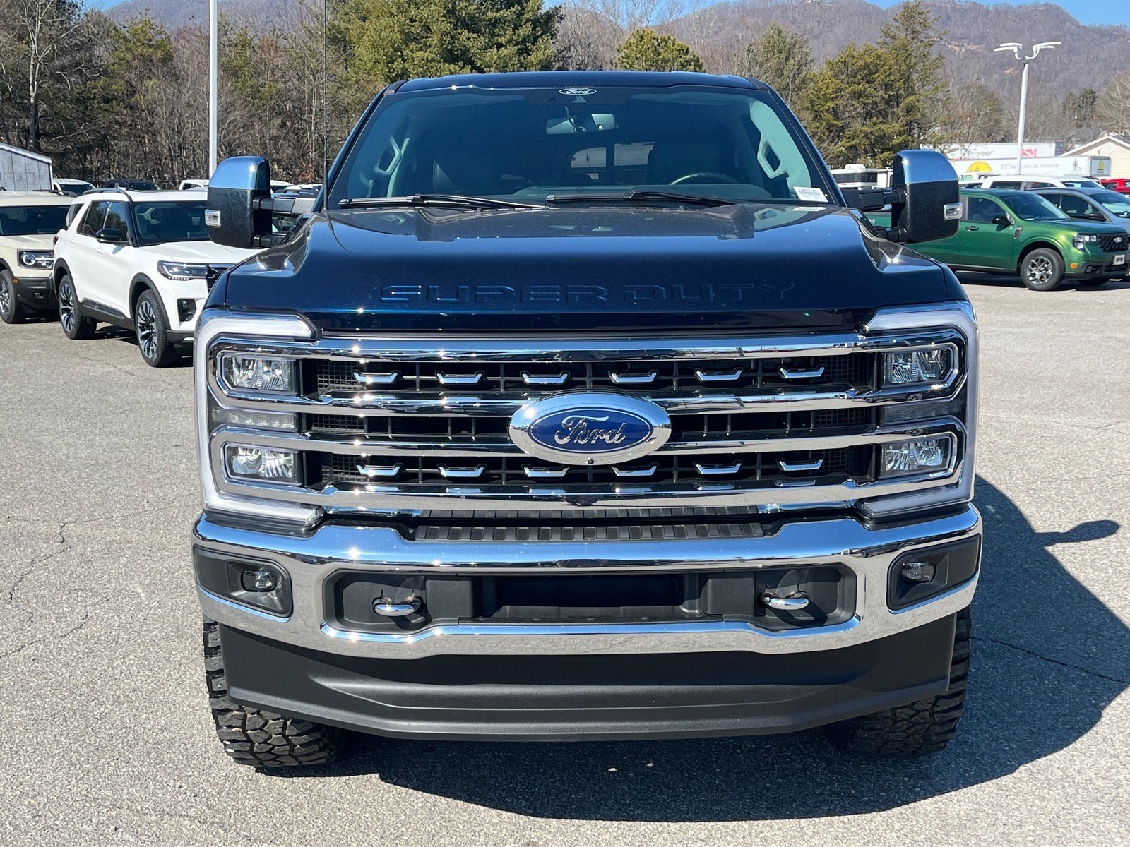 2024 Ford Super Duty F-350 SRW LARIAT
