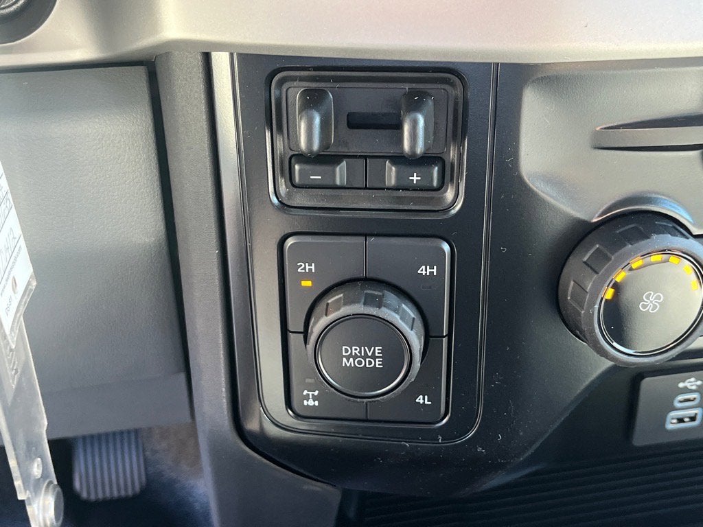 2025 Ford Super Duty F-350 SRW XL