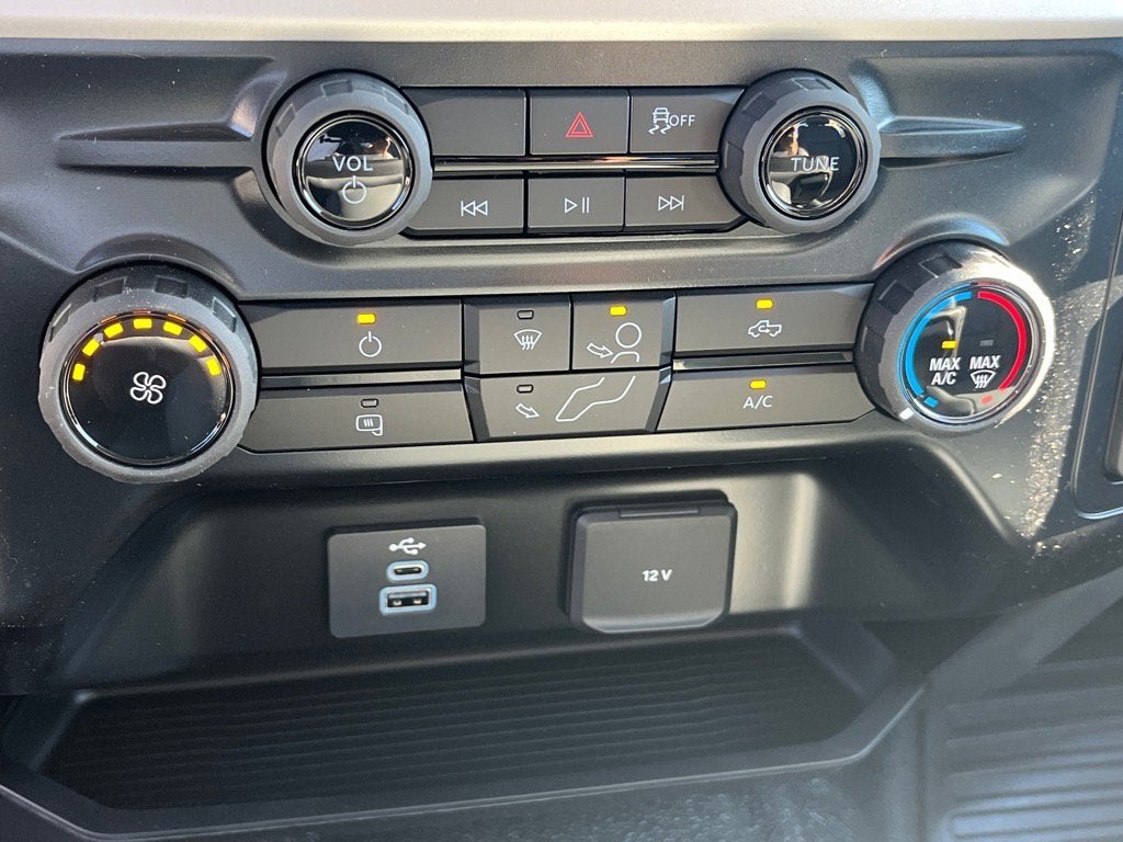 2025 Ford Super Duty F-350 SRW XL