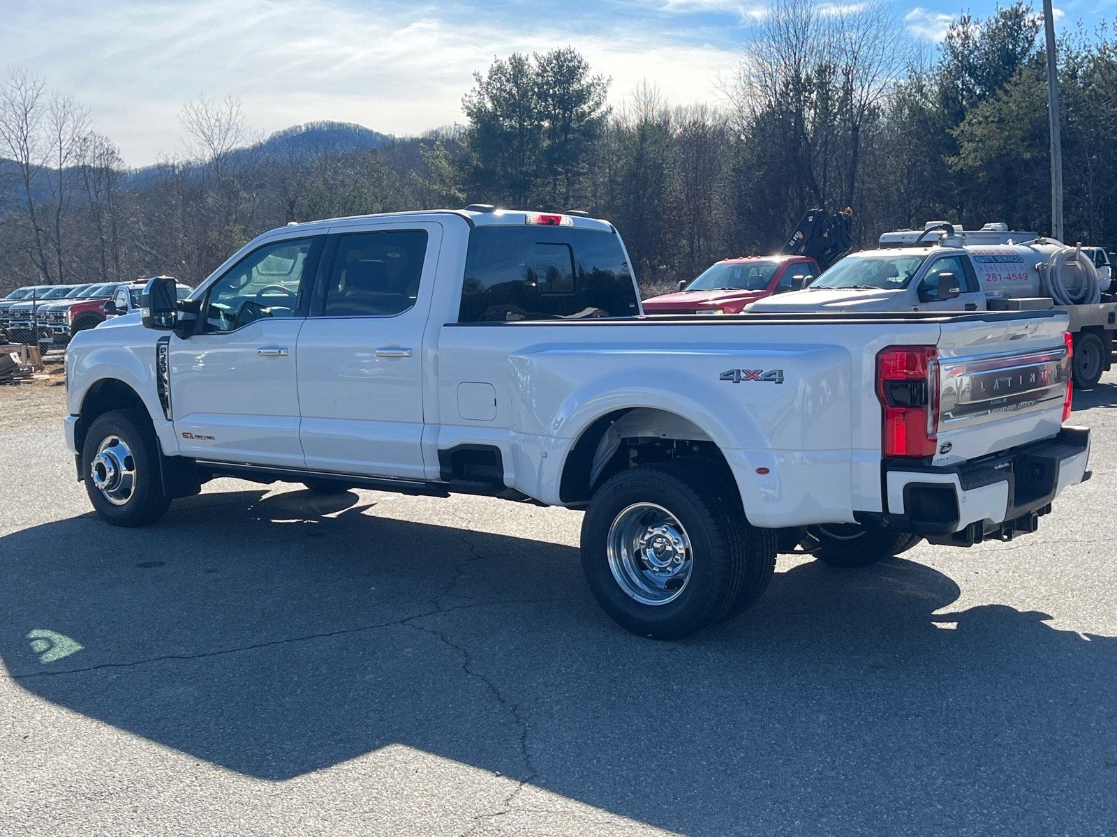 2026 Ford Super Duty F-350 DRW Platinum