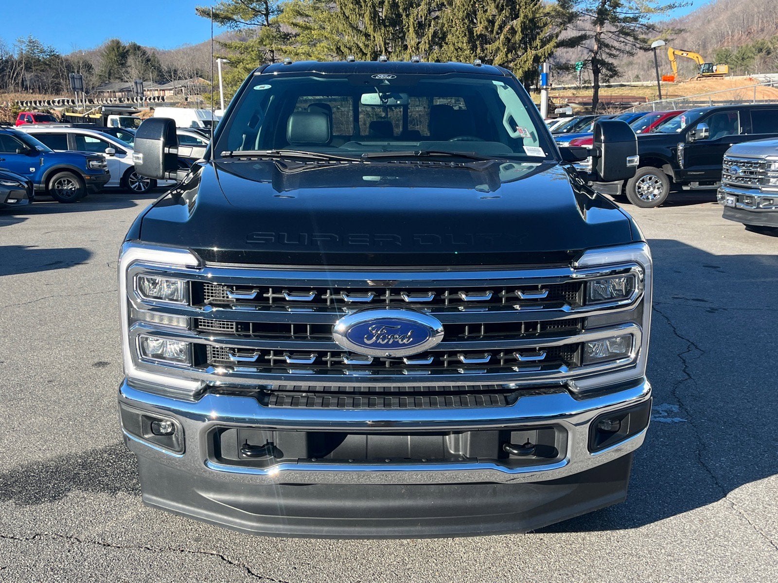 2024 Ford Super Duty F-350 DRW LARIAT