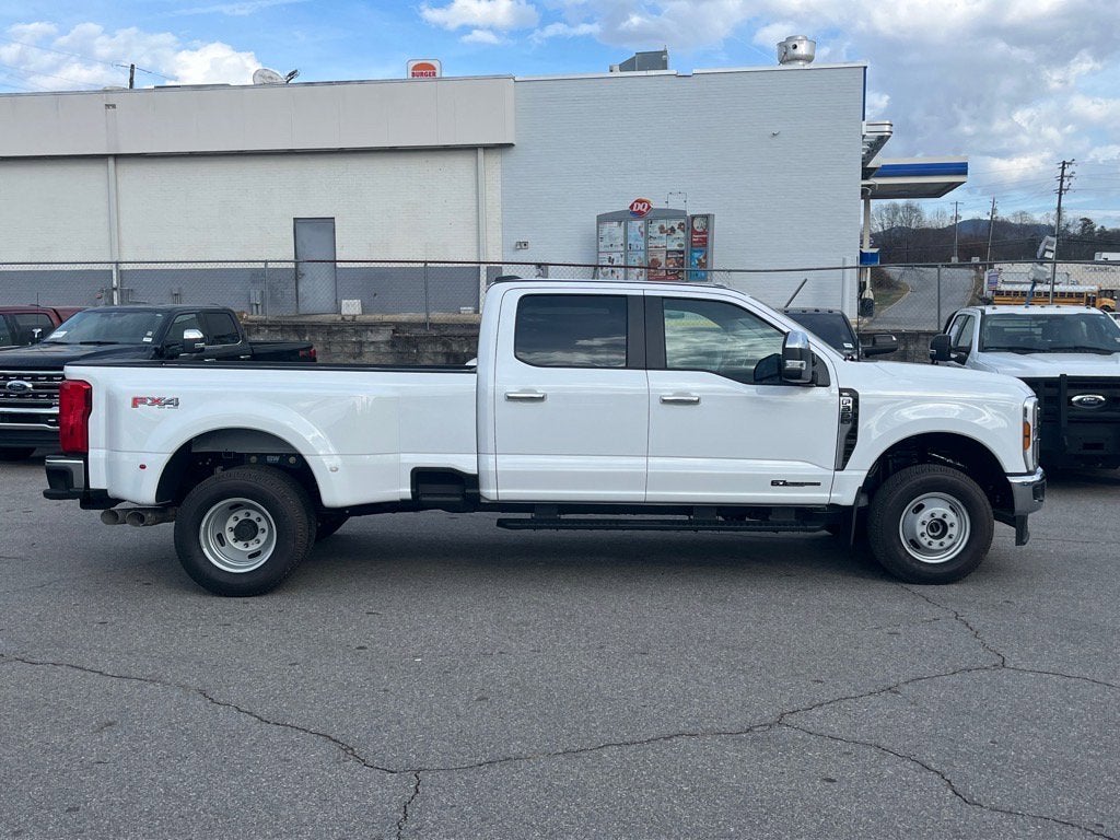 2024 Ford Super Duty F-350 DRW XL