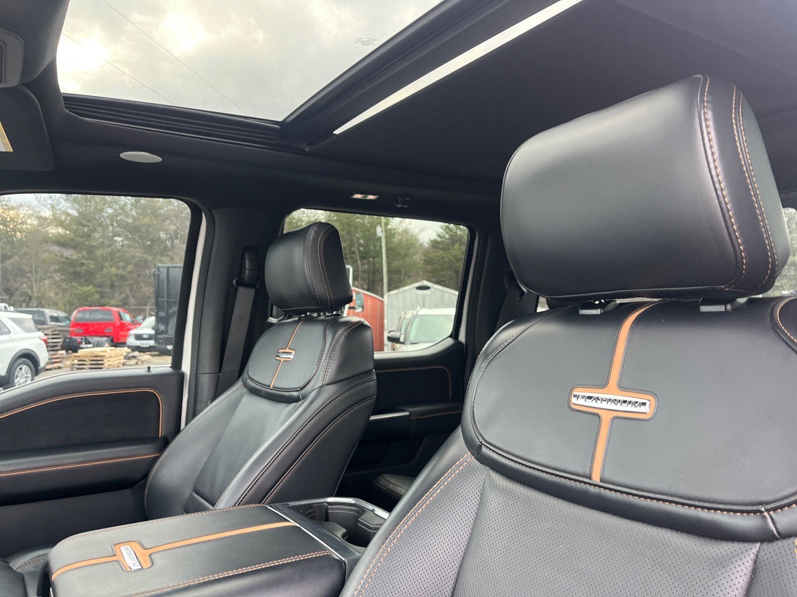 2024 Ford Super Duty F-450 DRW Platinum