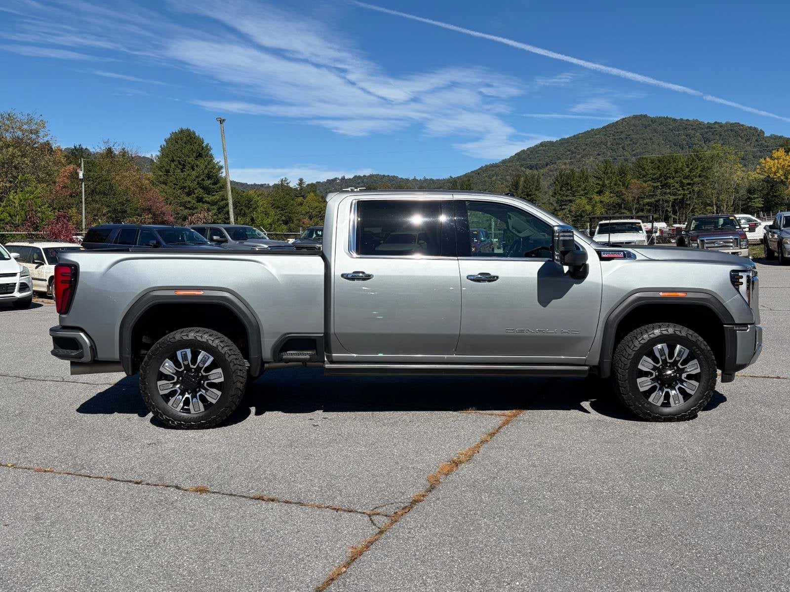 2024 GMC Sierra 2500HD Denali