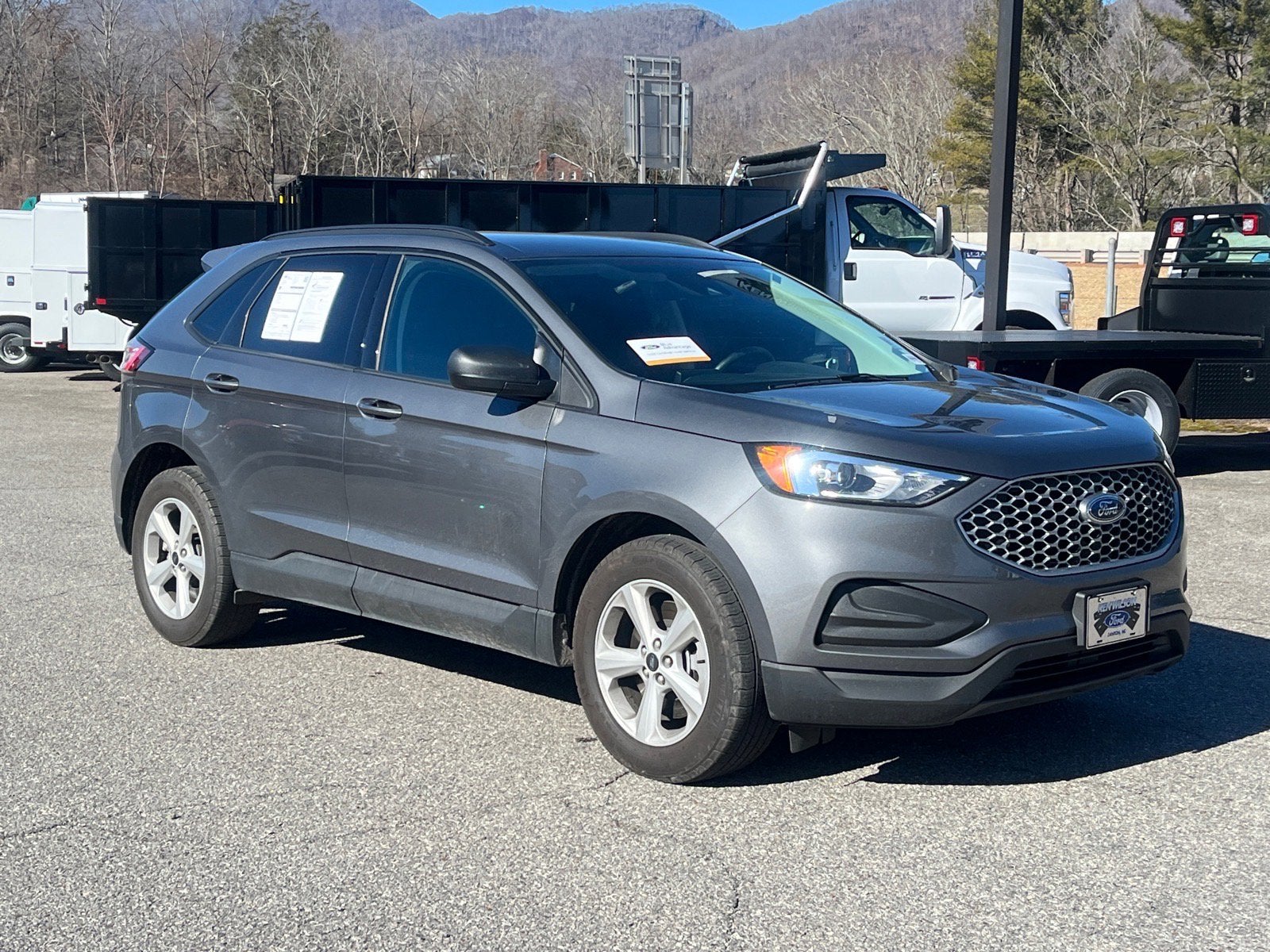 2024 Ford Edge SE