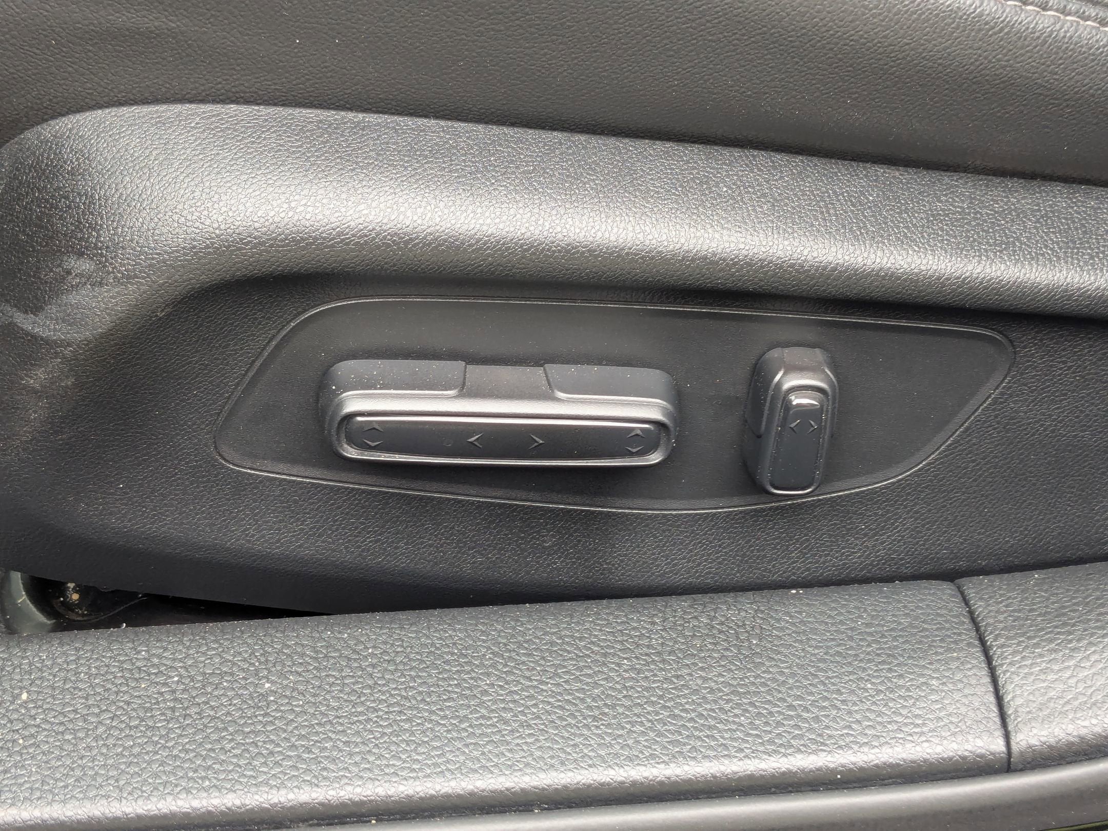 2024 Honda Civic Hatchback EX-L